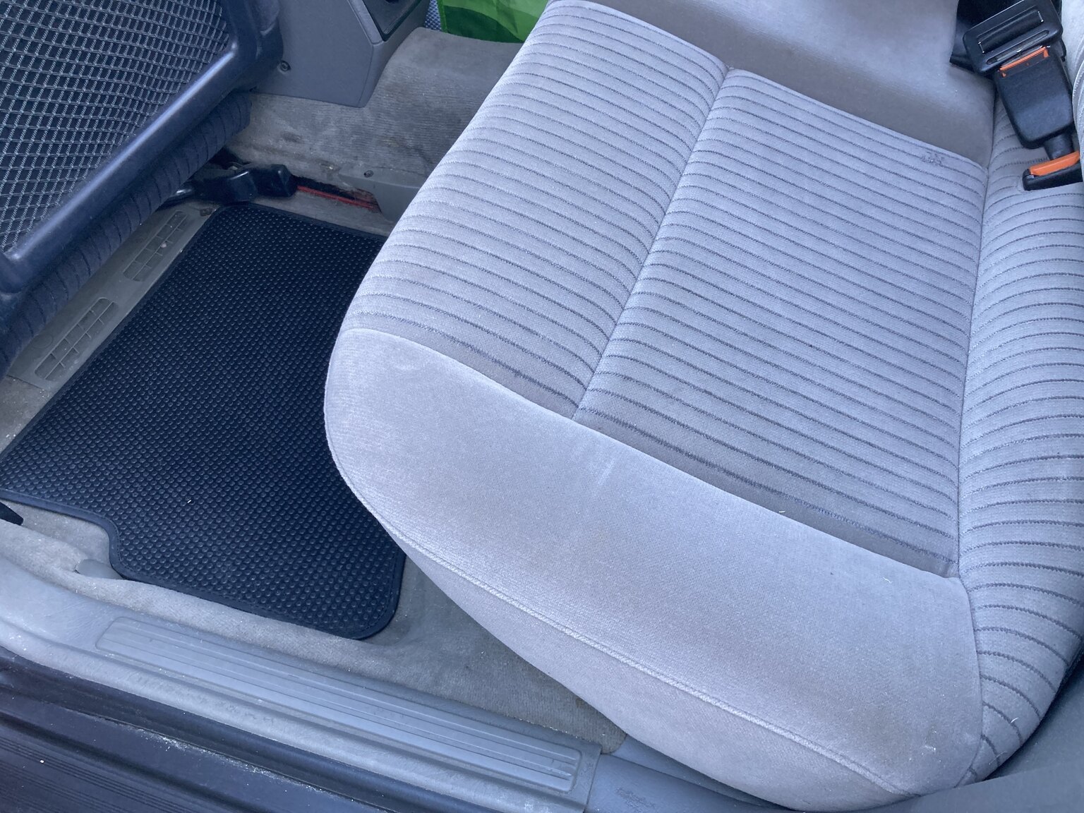 Interior image of 1992 Audi 100 Avant 2.3E Quattro