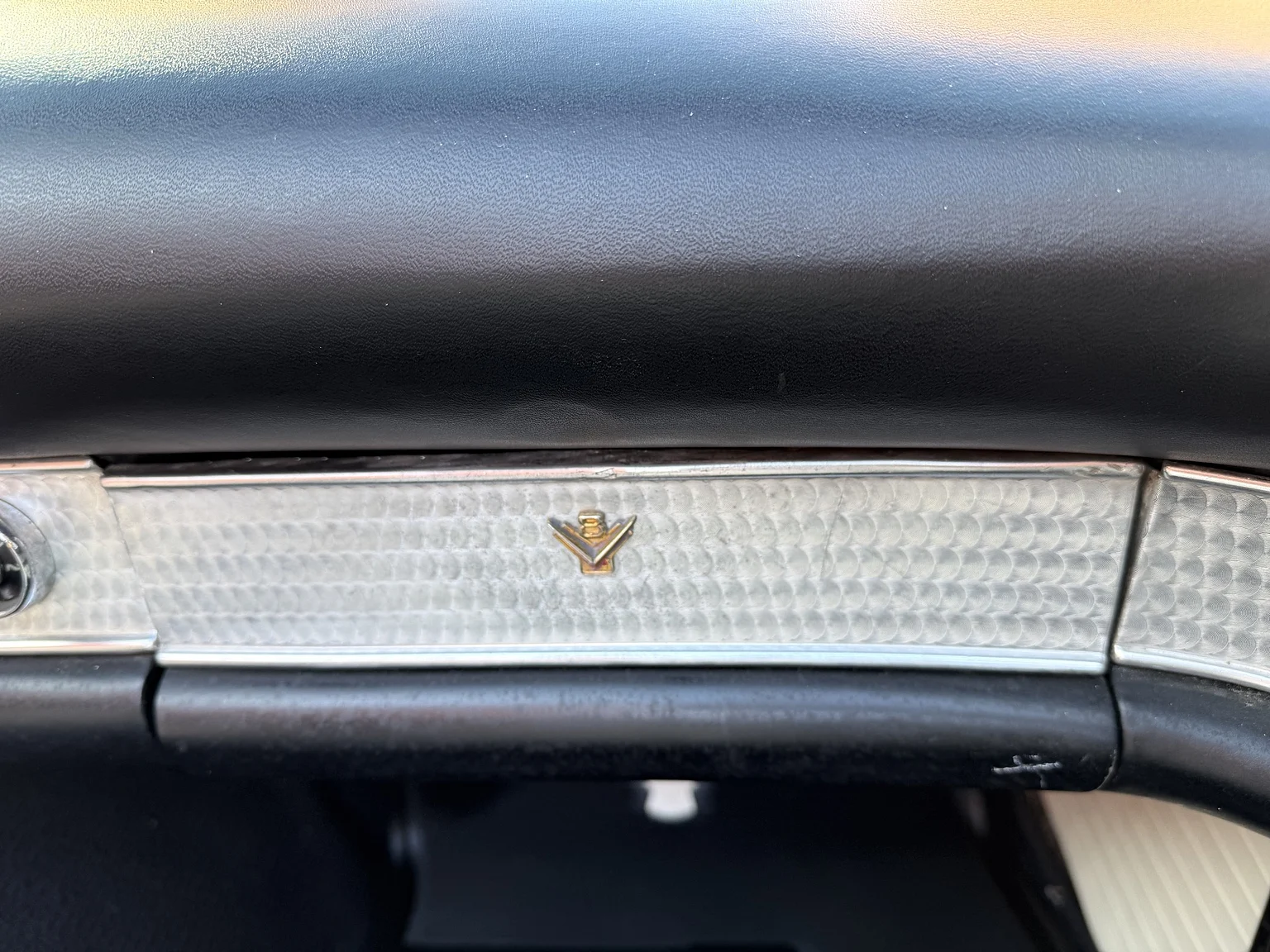 Innenraumfoto von 1955 Ford Thunderbird (24)