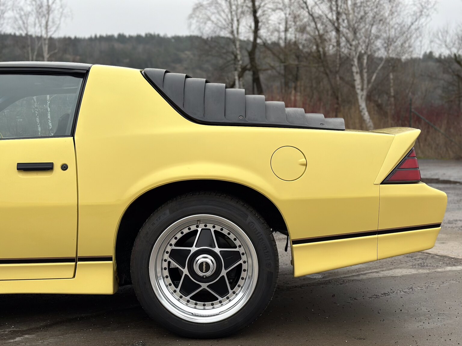 Exterior image of 1987 Chevrolet Camaro Z28