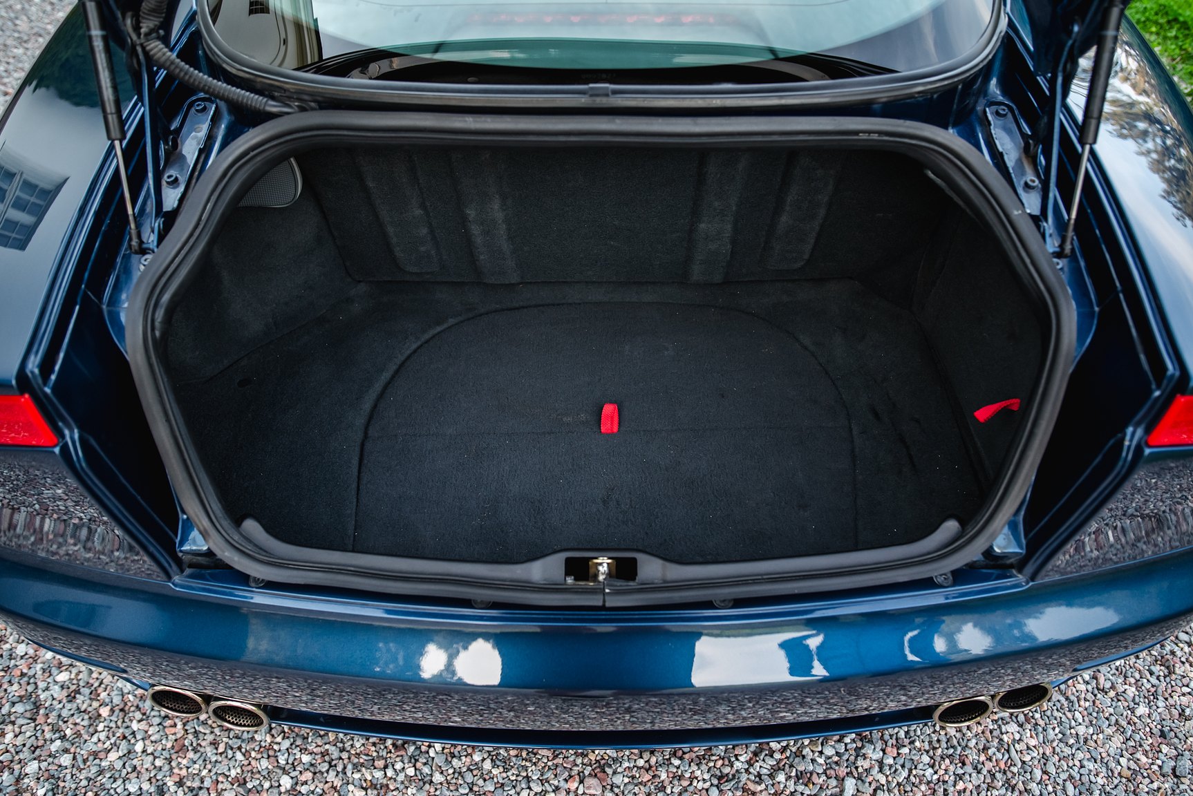 Interior image of 2000 Maserati 3200 GT