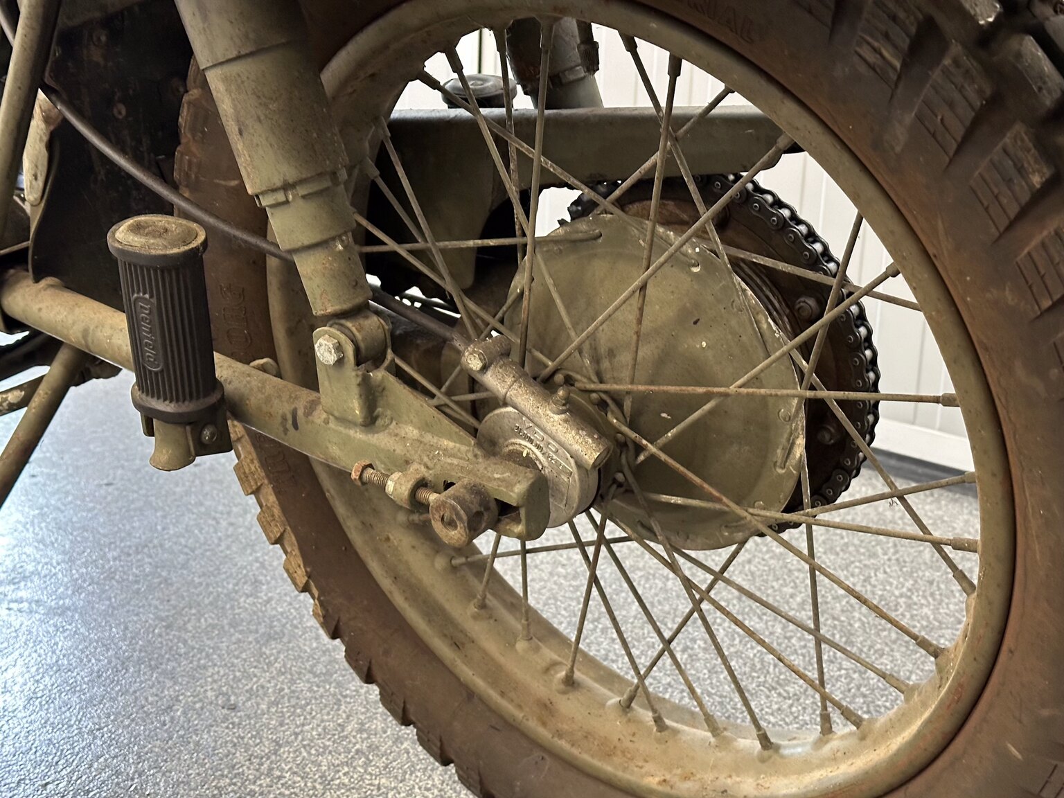 Image of 1968 Husqvarna 256A mechanics