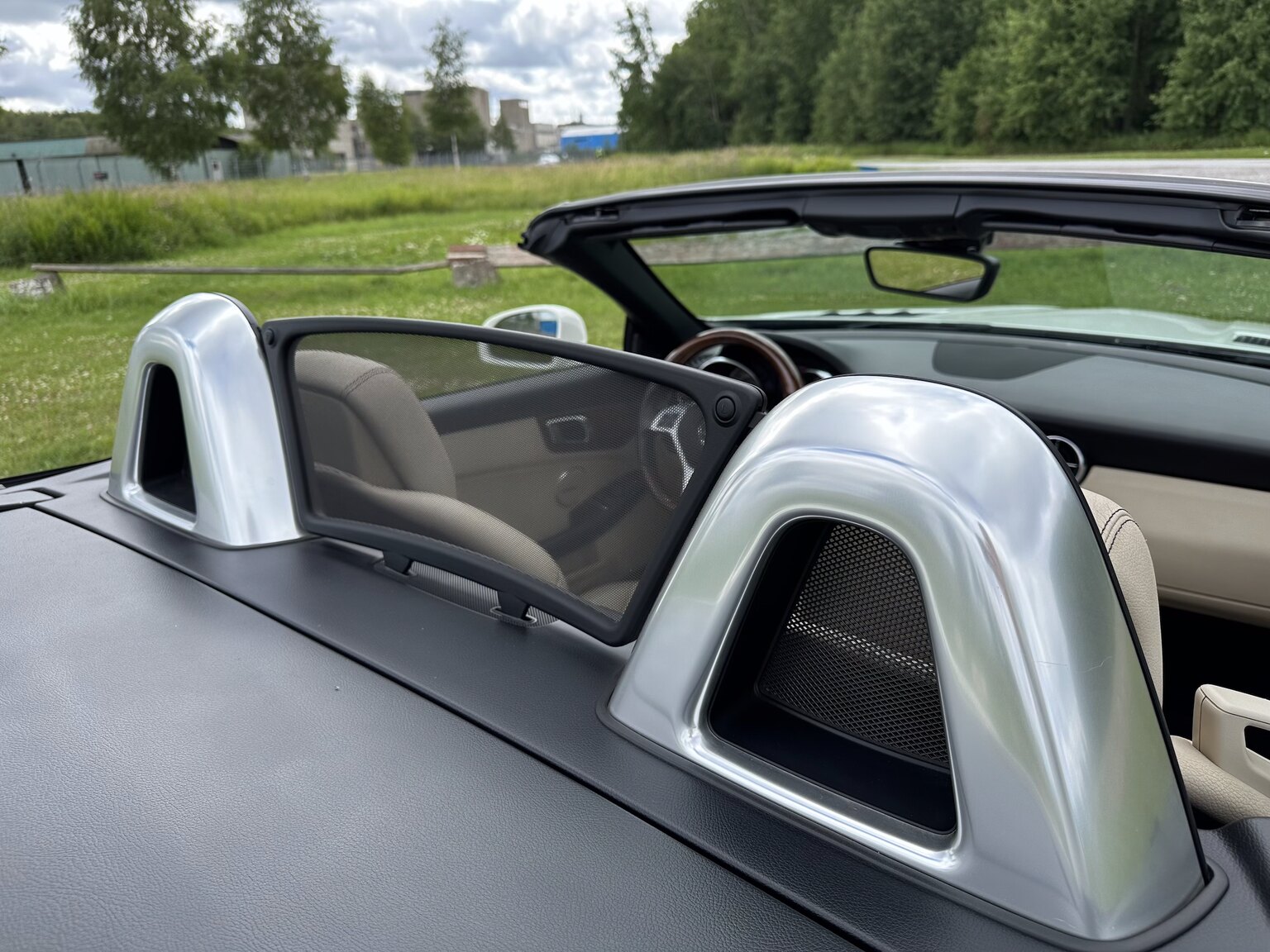 Interior image of 2012 Mercedes-Benz SLK 350