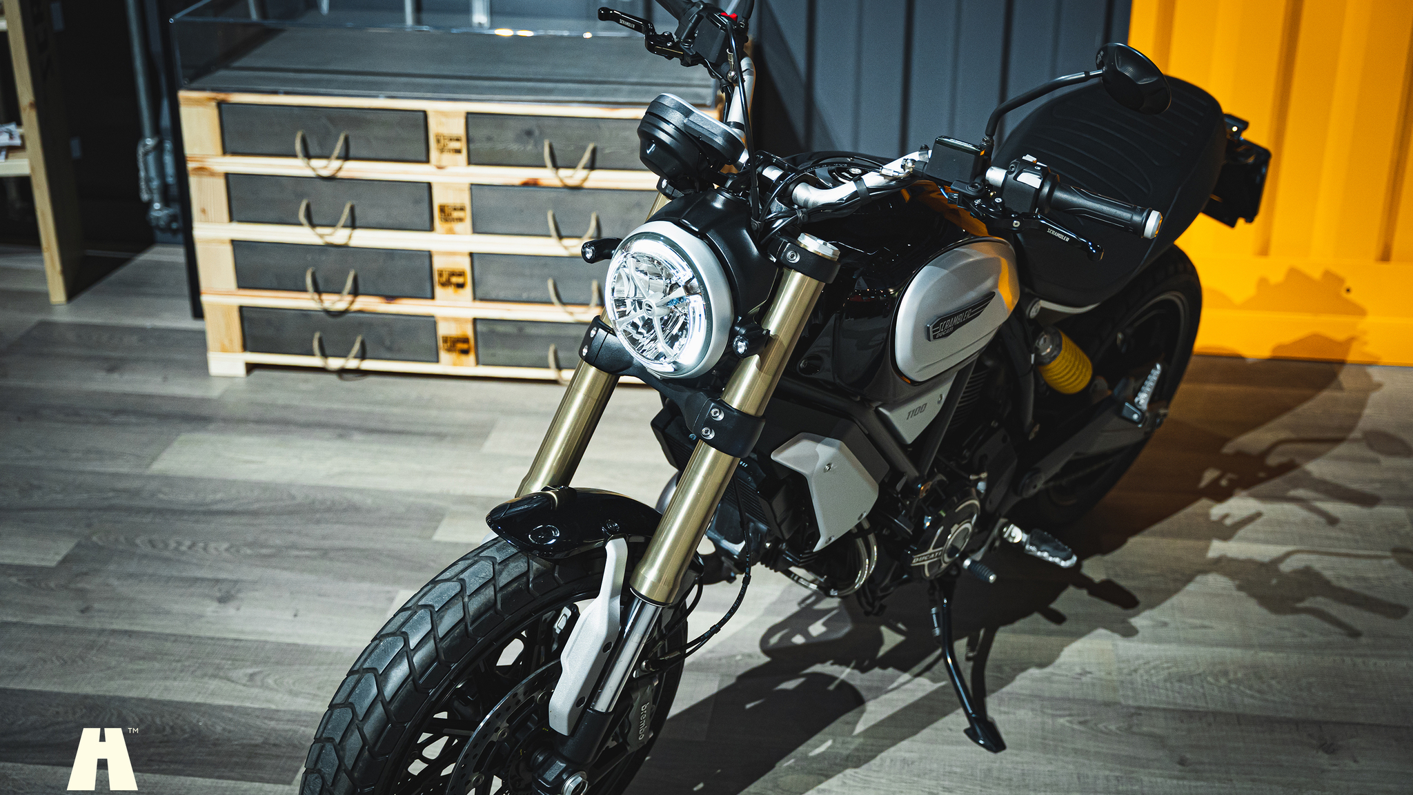 Exteriörbild på 2018 Ducati Scrambler 1100 (9)