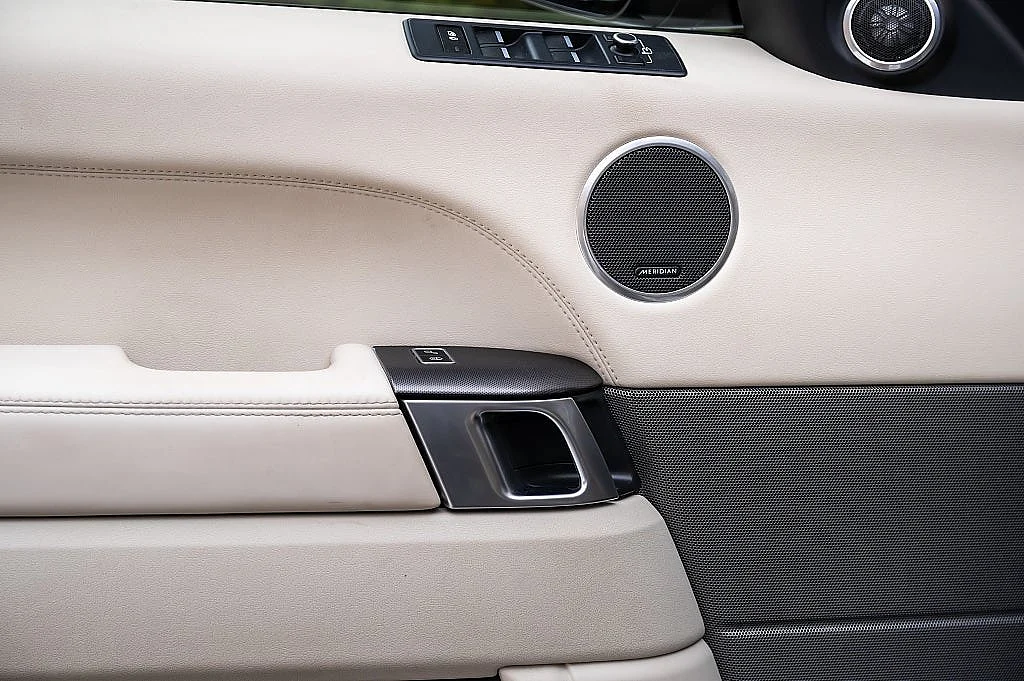 Bild von 2014 Land Rover Range Rover (14)