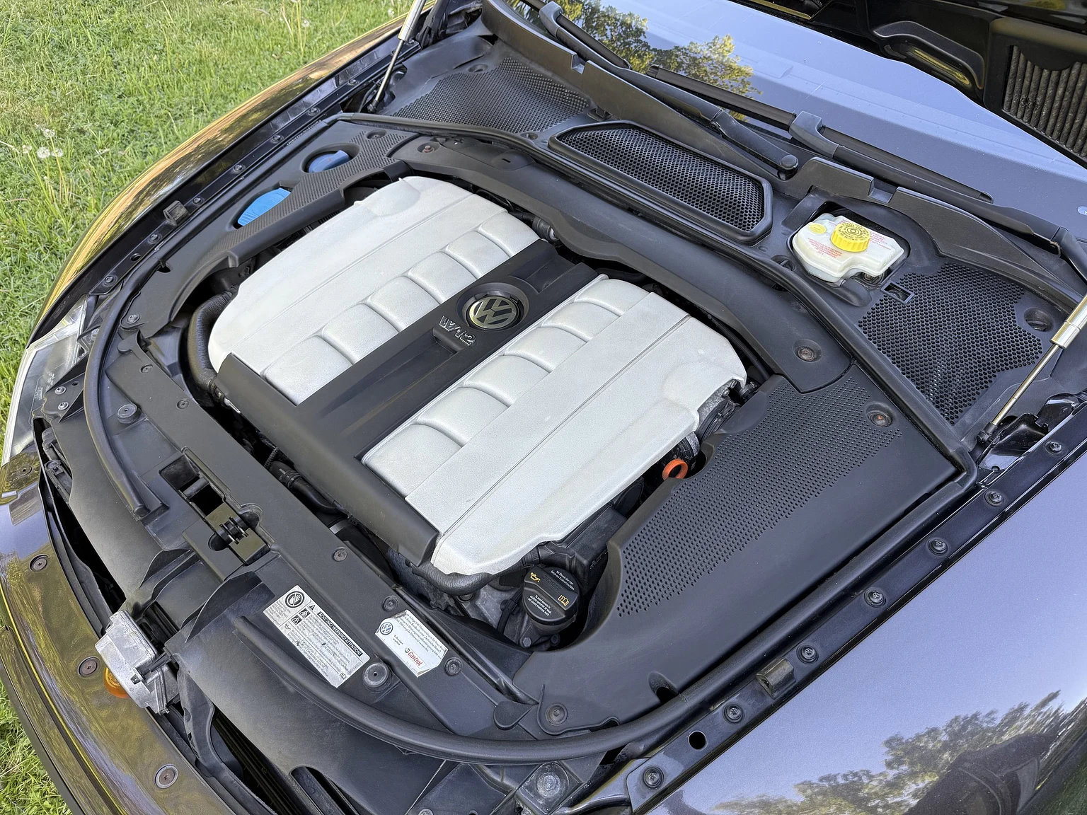 Image of 2009 Volkswagen Phaeton W12 LWB Executive mechanics (1)