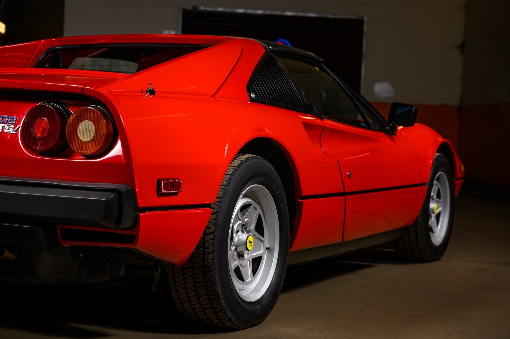 Aussenfoto 1982 Ferrari 308 GTSI