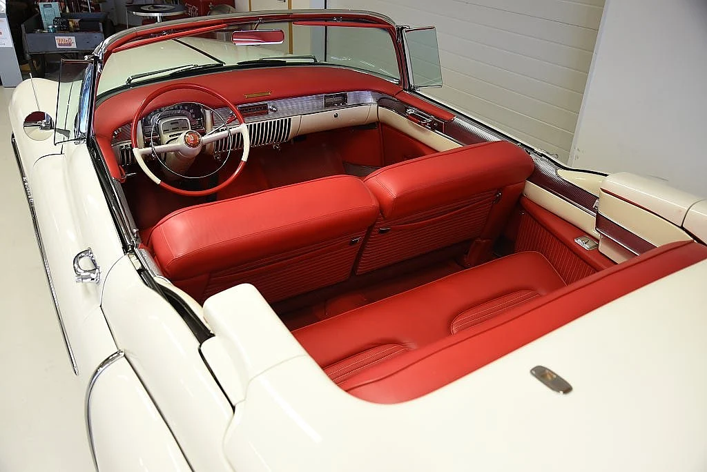 Bild von 1953 Cadillac Eldorado (27)