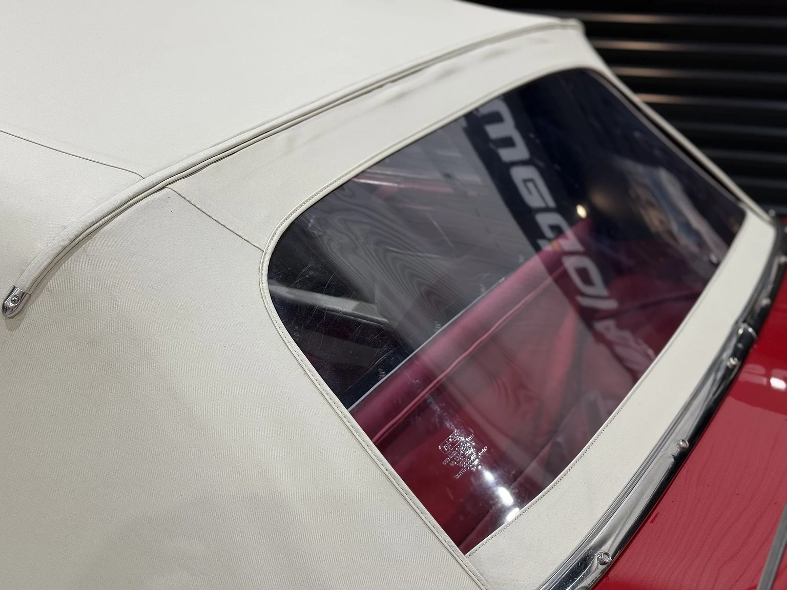 Aussenfoto 1956 Ford Fairlane Sunliner V8 5.1 (64)