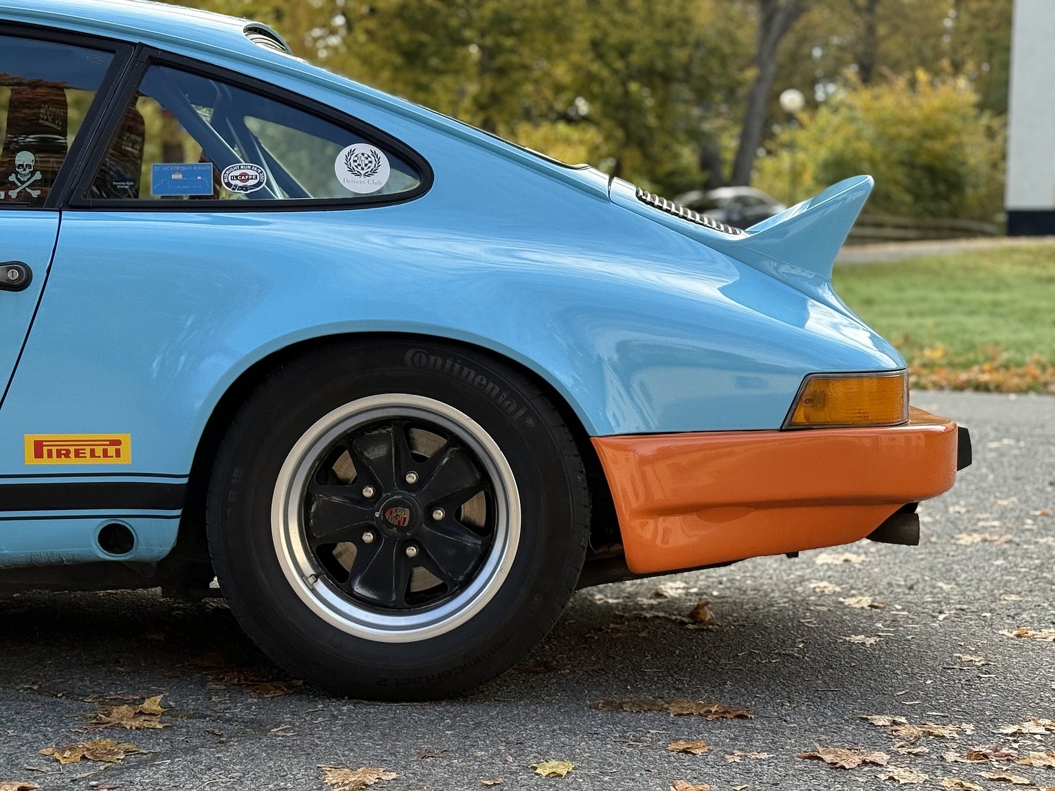 Exterior image of 1982 PORSCHE  911 SC