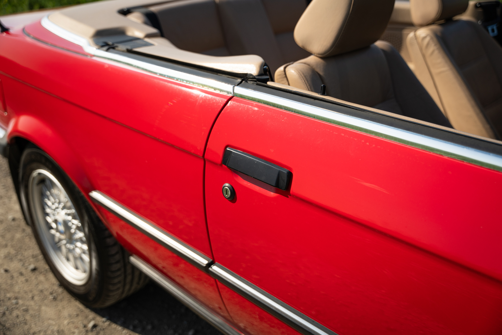 Exteriörbild på 1988 BMW 325 Cabriolet (E30)