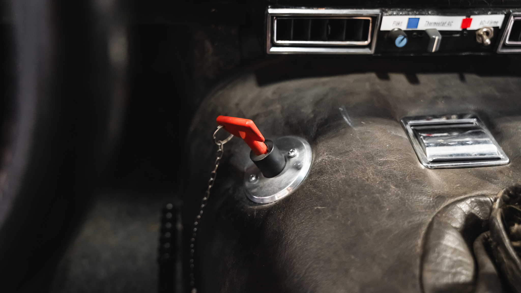 Interiörbild 1970 Marcos GT (17)