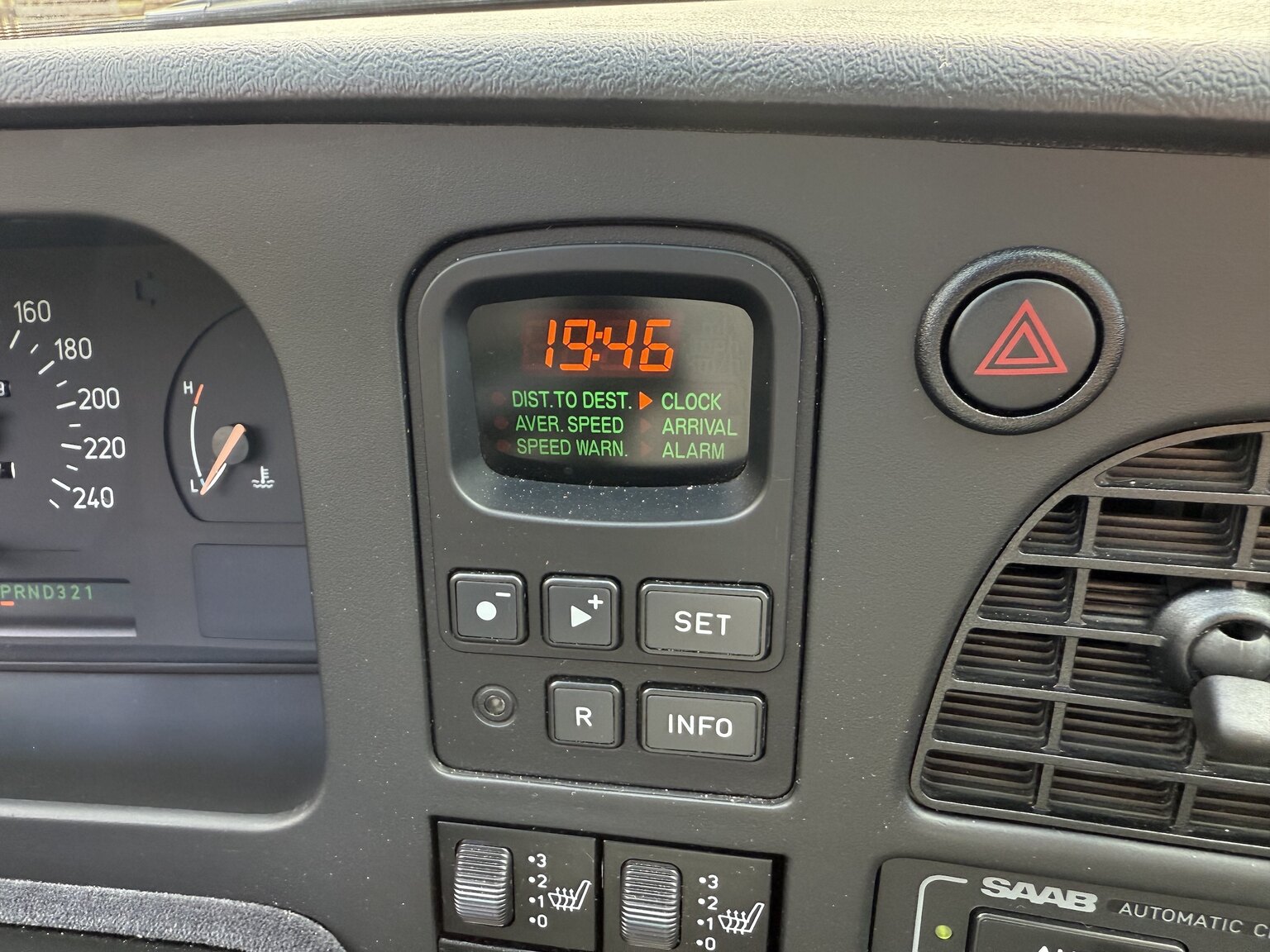 Interior image of 1997 Saab 9000 2.3 CS Turbo A50