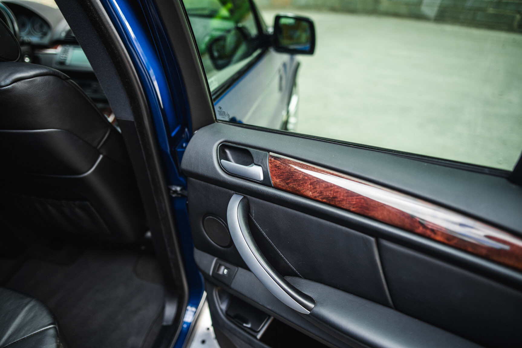 Interior image of 2005 BMW X5 4.8iS E53 LCI