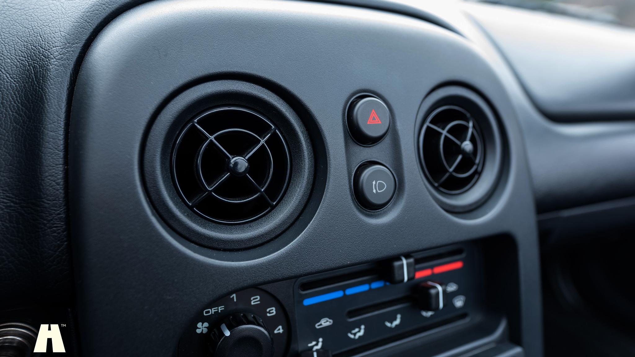 Interiörbild 1997 Mazda MX-5 (59)