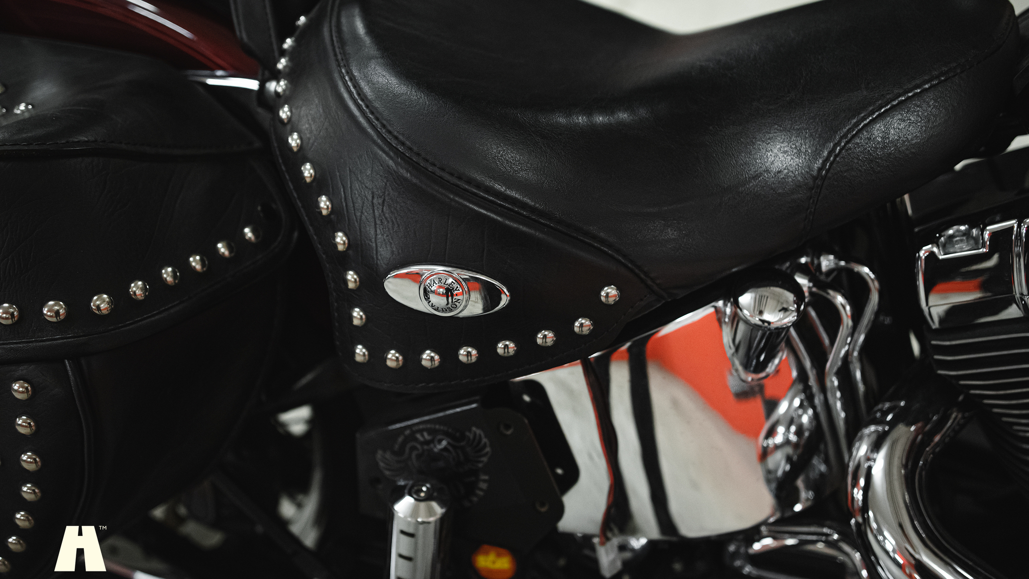 Exterior image of 2002 Harley-Davidson Heritage Softail Classic