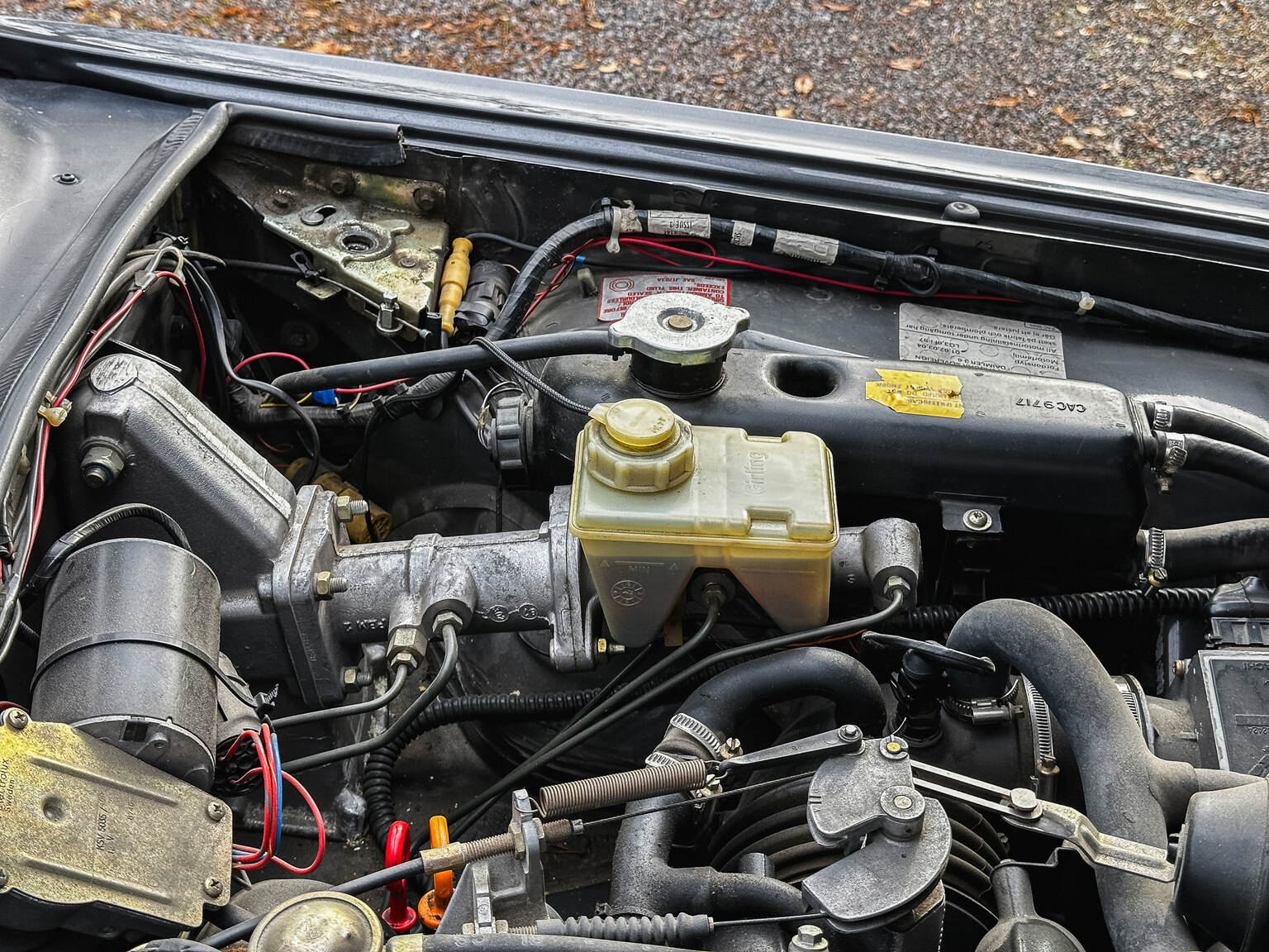 Image of 1988 Jaguar XJ Sovereign mechanics