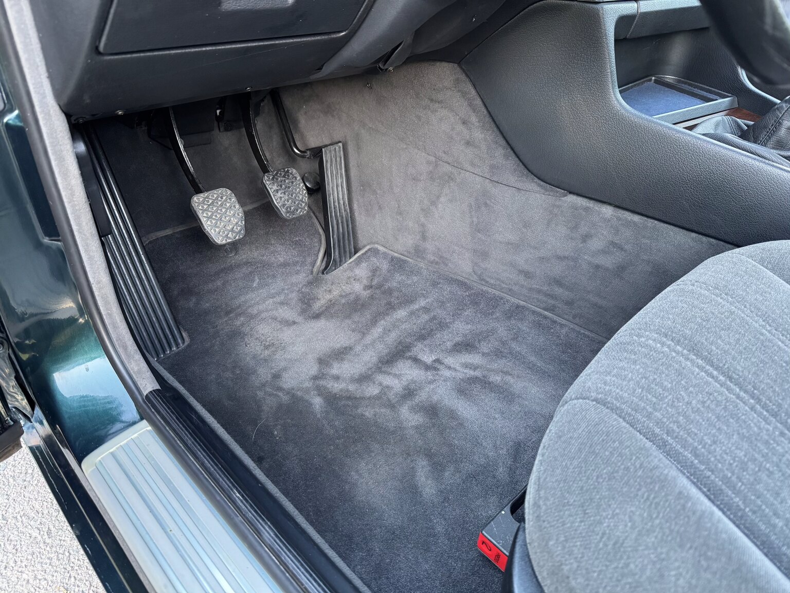 Innenraumfoto von 1996 BMW 520i Touring