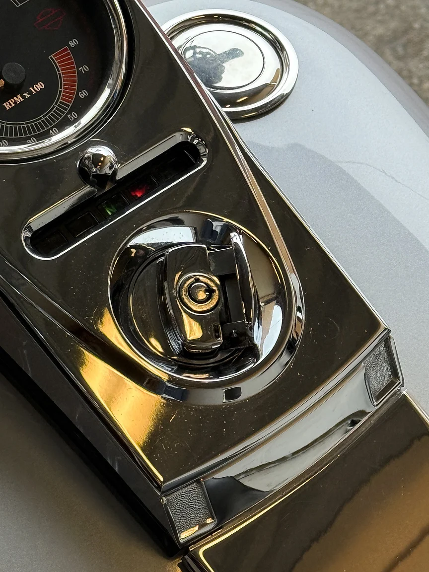 Aussenfoto 1999 Harley-Davidson Fxst Softail (52)