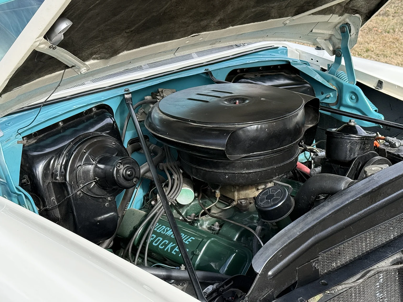 Image of 1955 Oldsmobile Super 88 mechanics (1)