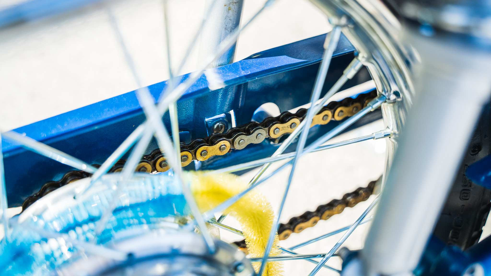 Image of Crescent Compact 1248 mechanics (10)