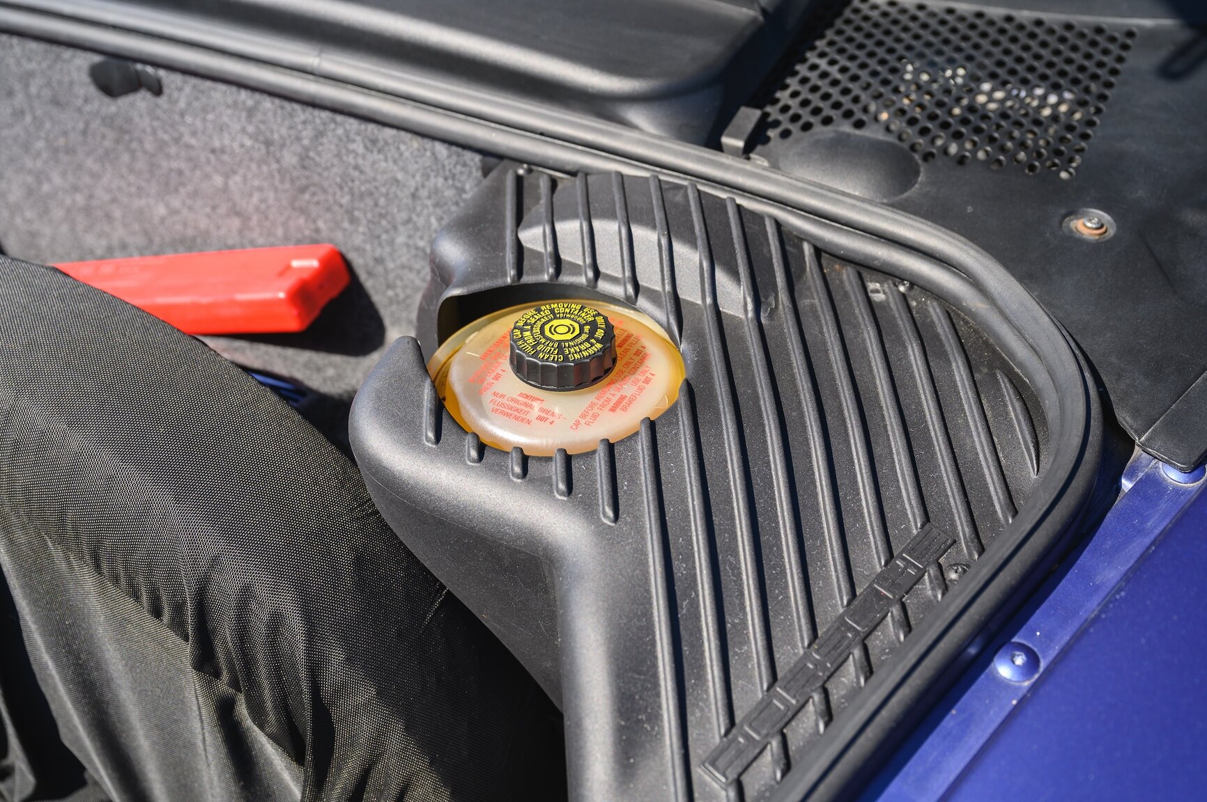 Interiörbild 1998 Porsche 911 Carrera Tiptronic (53)