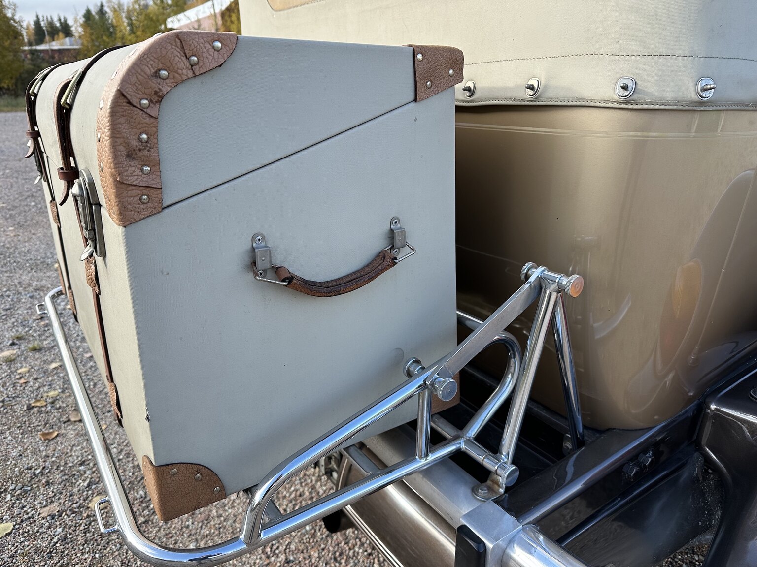 Exterior image of 1975 Excalibur Phaeton series III  (43)