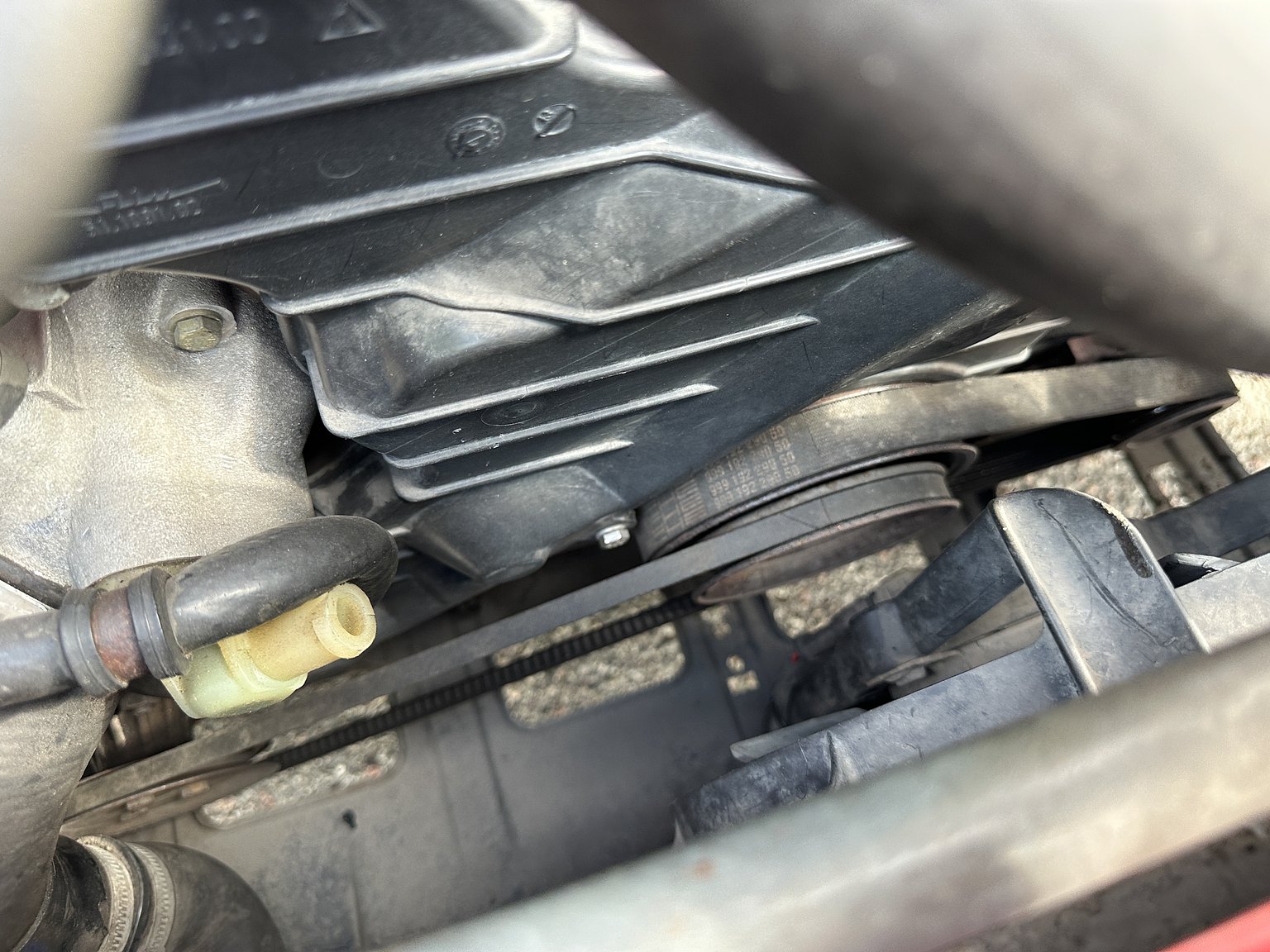 Image of 1988 Porsche 944 mechanics