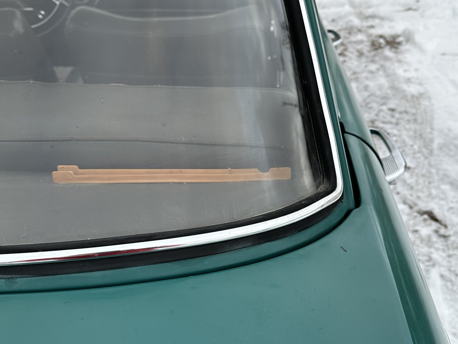Exterior image of 1965 BMW 1600
