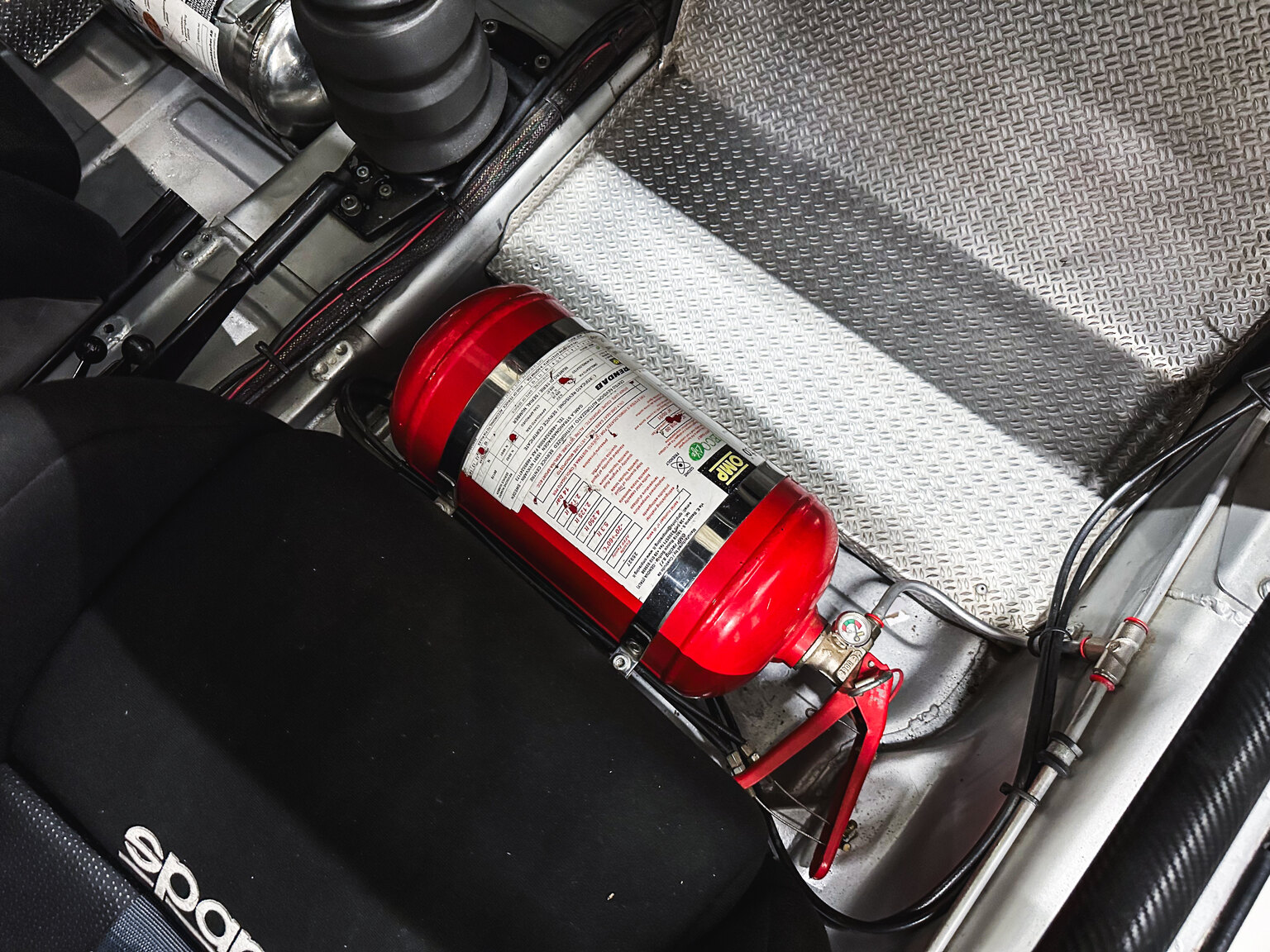 Interior image of 1971 Porsche 911 RSR Tribute