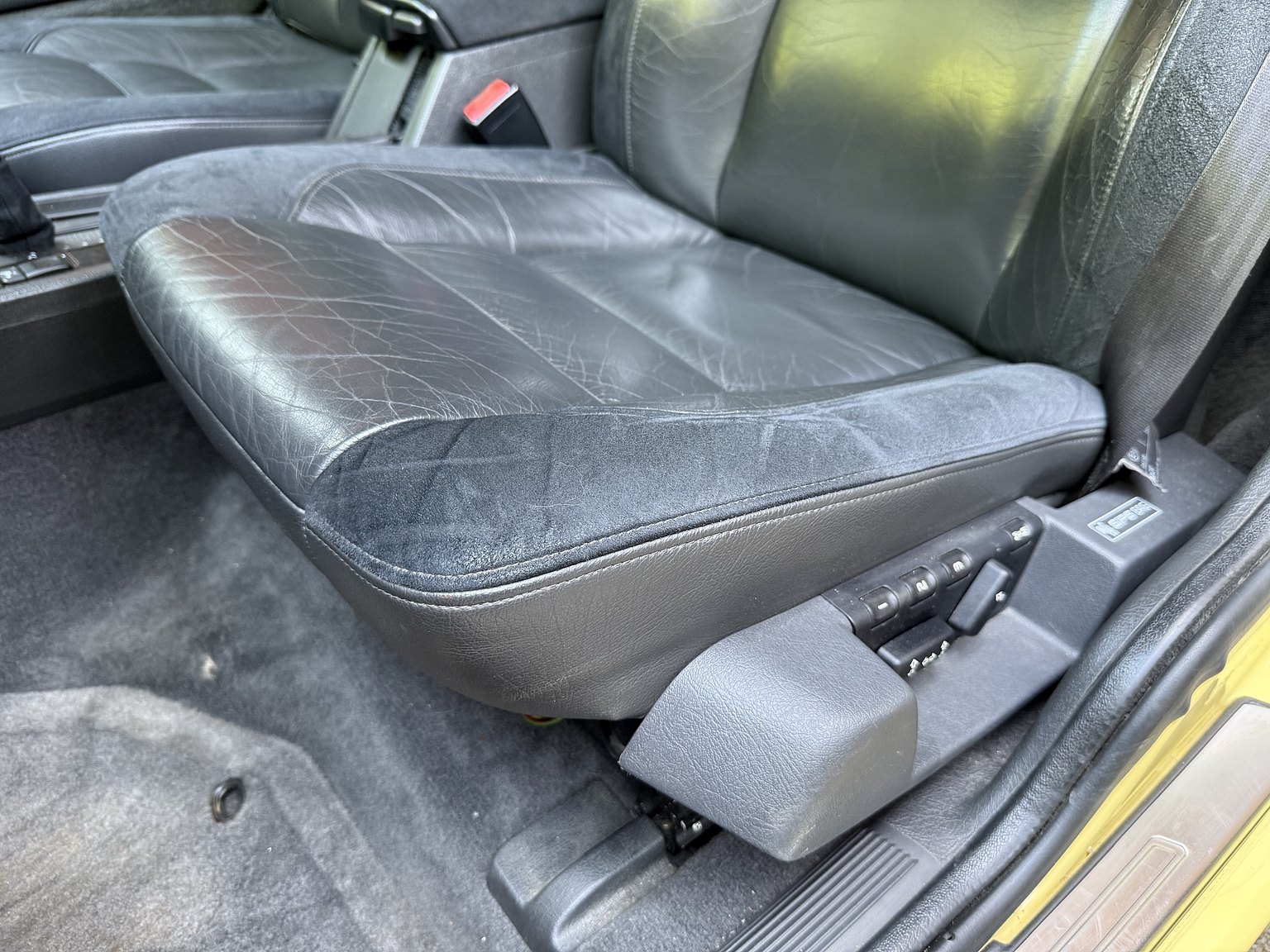 Interior image of 1995 Volvo 850 T-5R