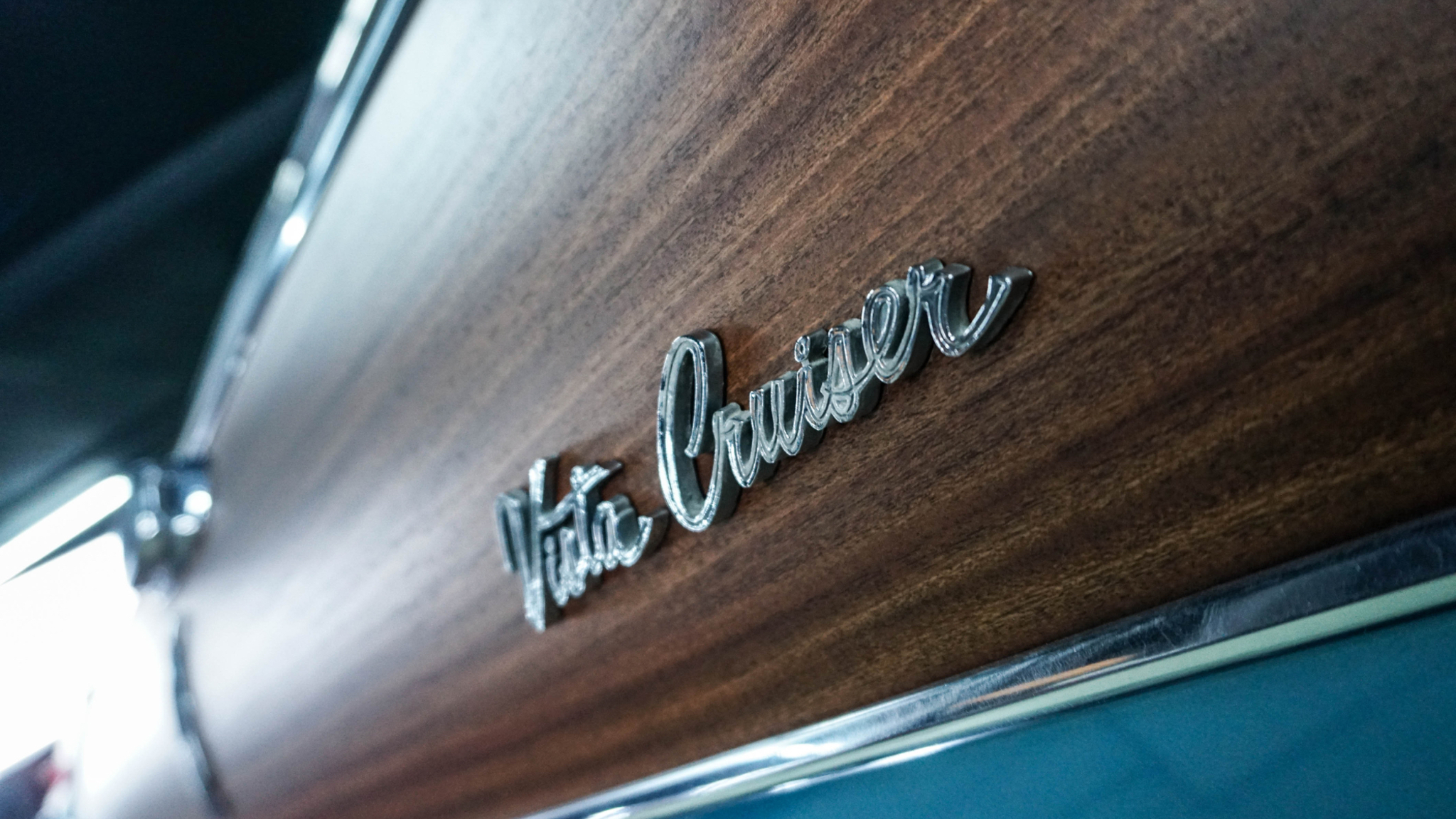Exterior image of 1968 Oldsmobile Vista Cruiser