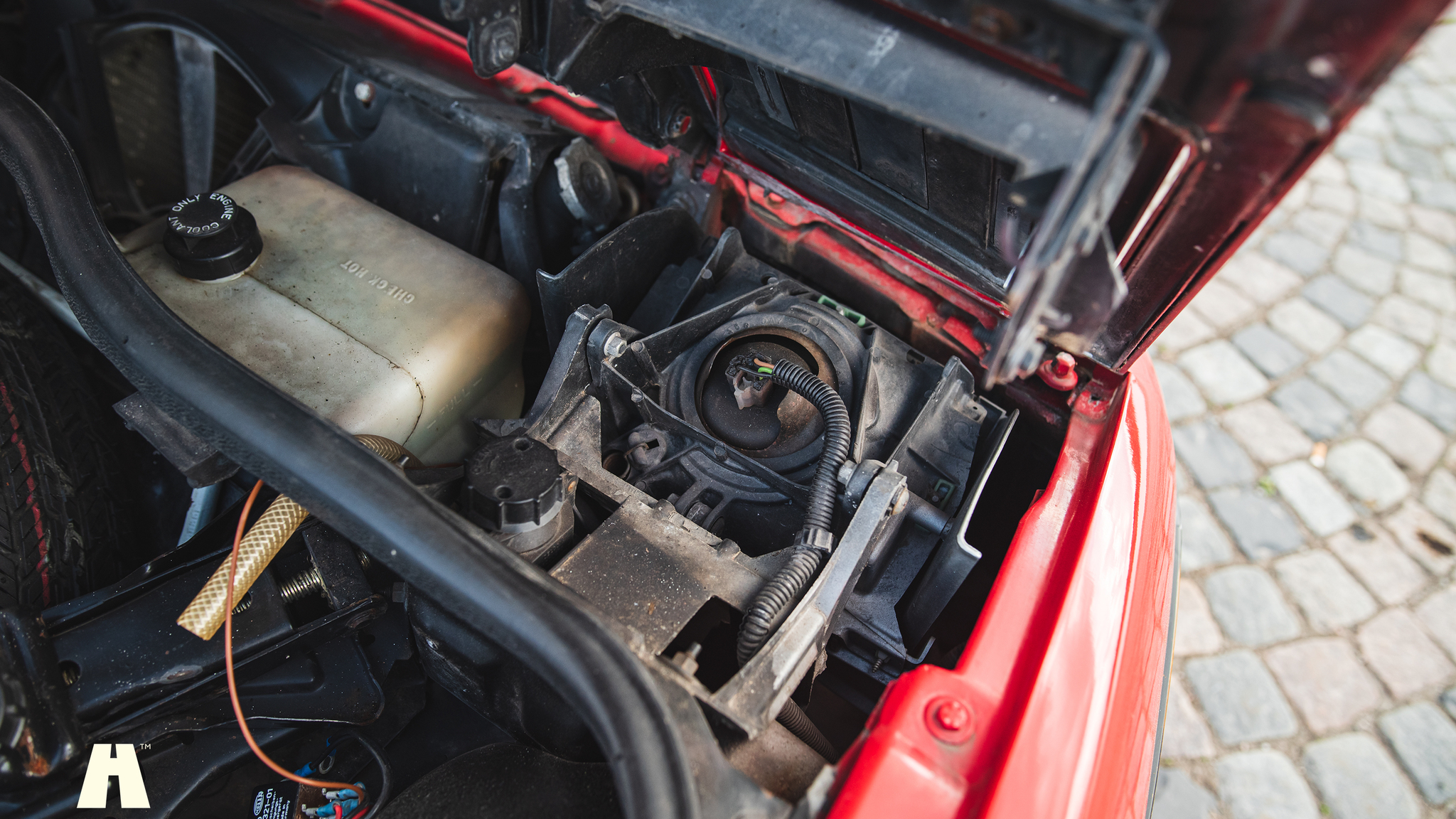 Image of 1985 Pontiac Fiero GT (83) mechanics