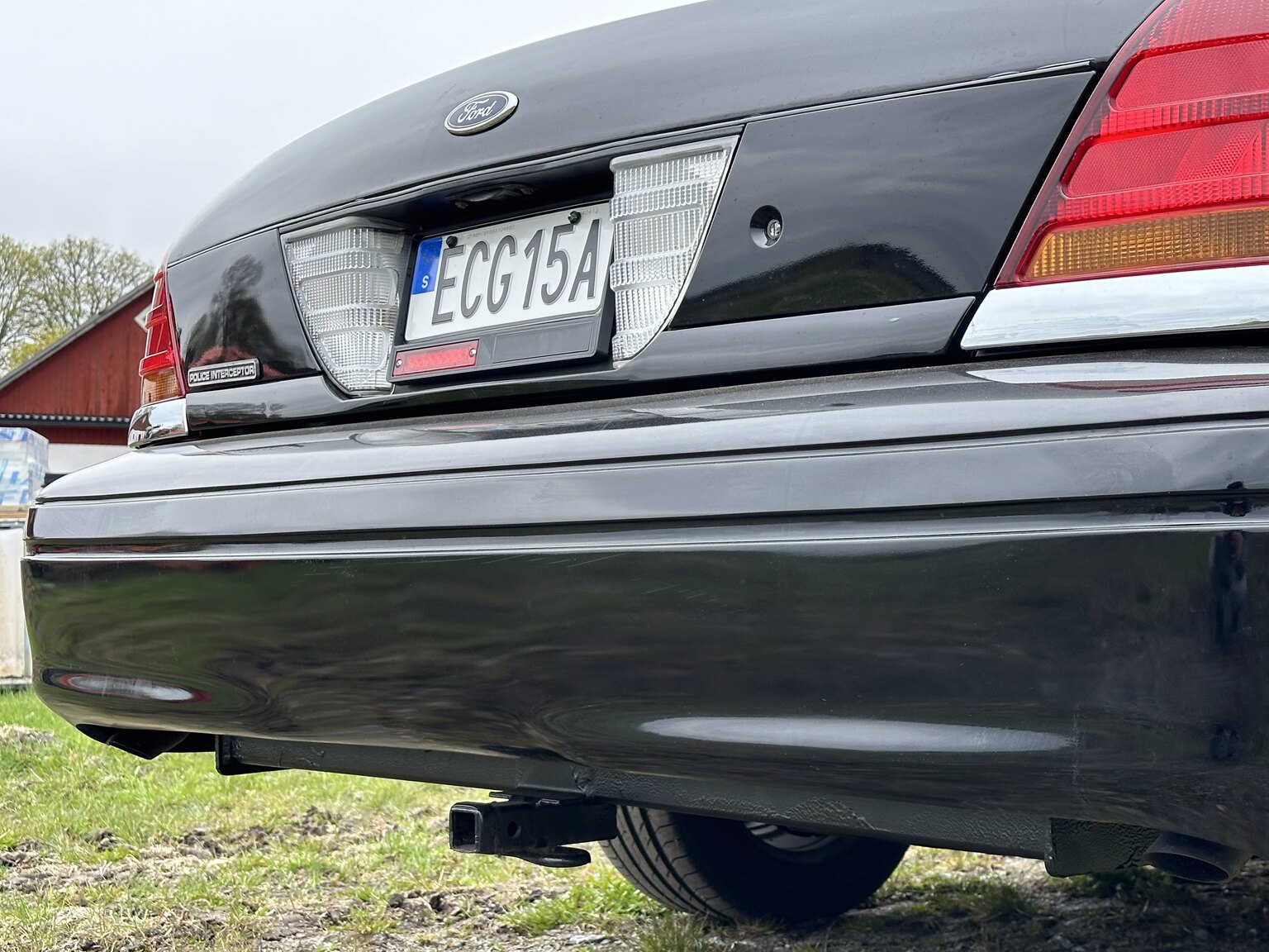 Exterior image of 2011 Ford Crown Victoria Police Interceptor