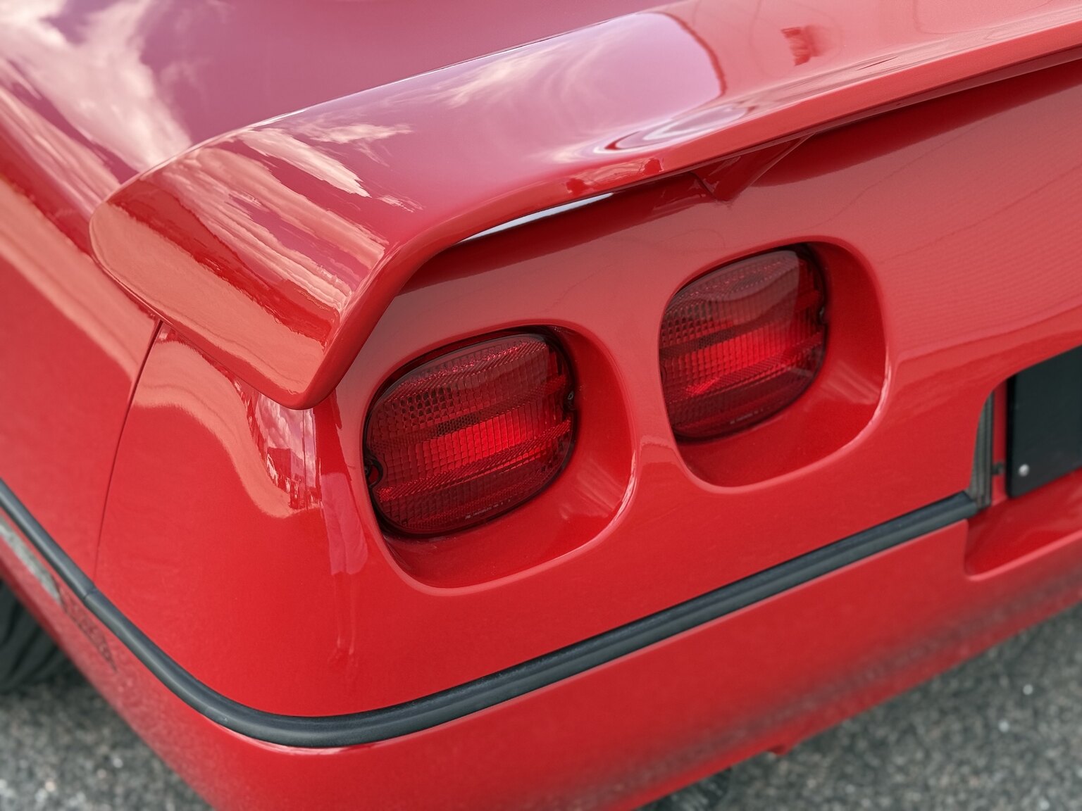 Exterior image of 1990 Chevrolet Corvette ZR-1 Targa