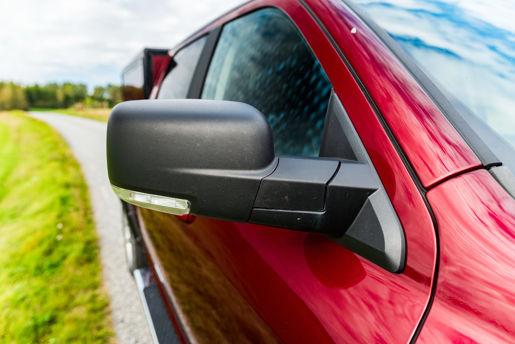 Exterior image of 2019 Dodge Ram 1500 Classic Crew Cab 5.7 V8 HEMI 