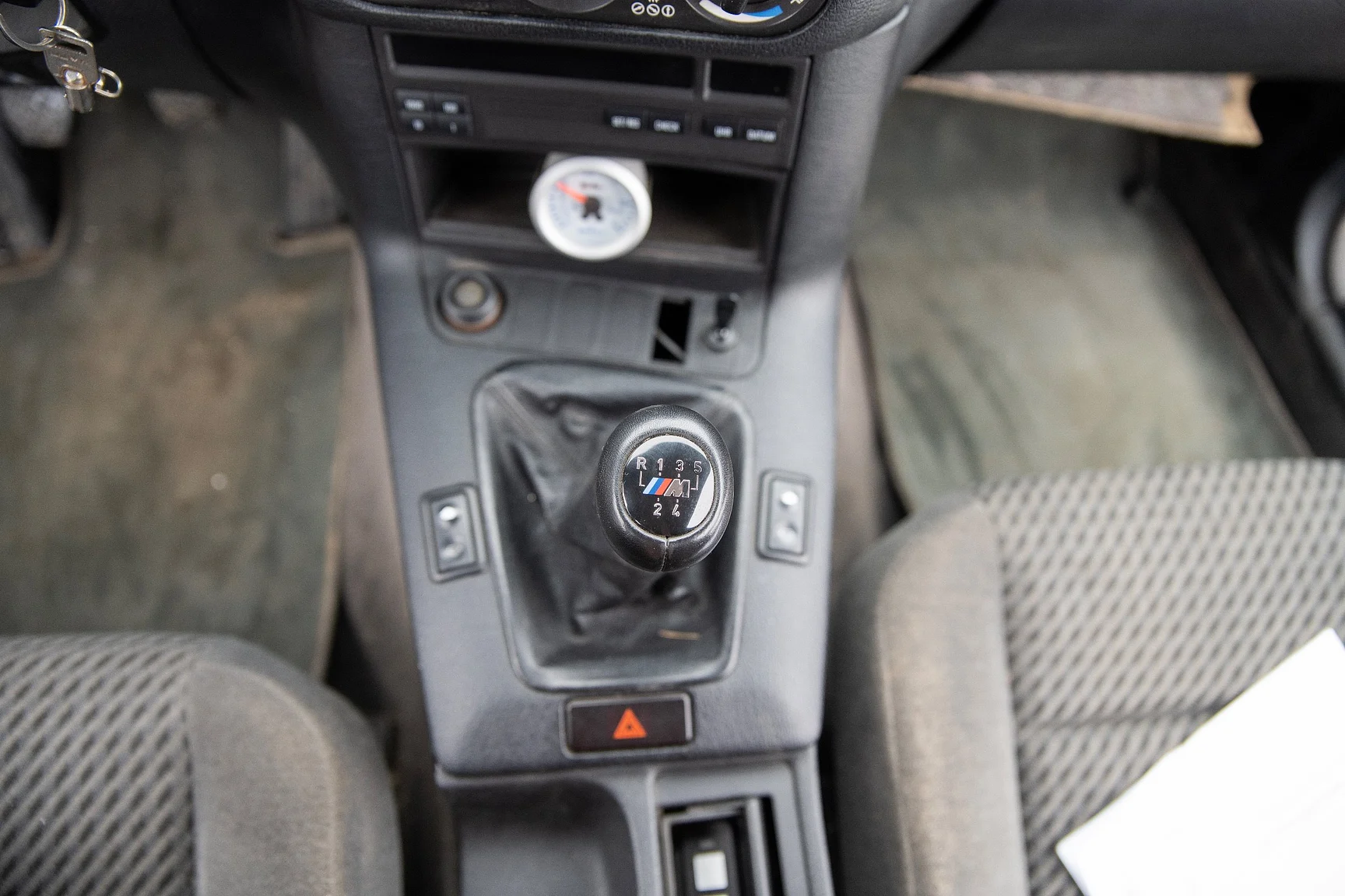 Innenraumfoto von 1992 BMW 325i Turbo (8)