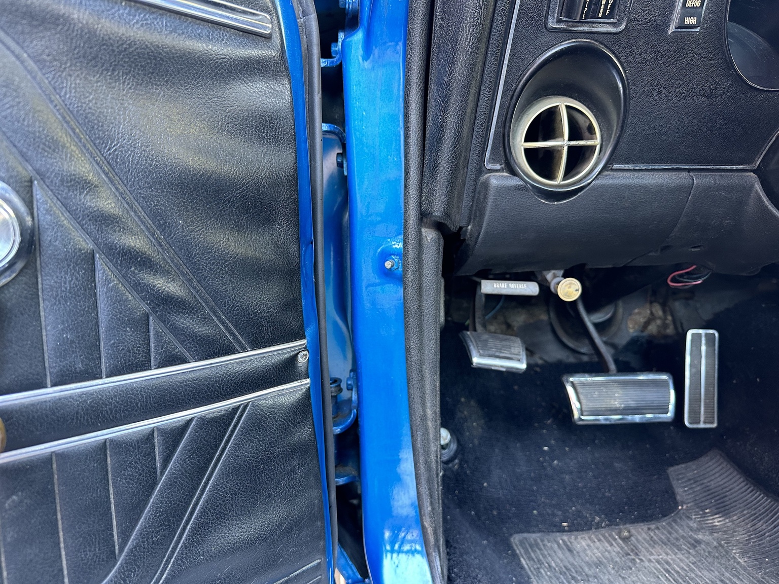 Innenraumfoto von 1969 Pontiac Firebird (4)