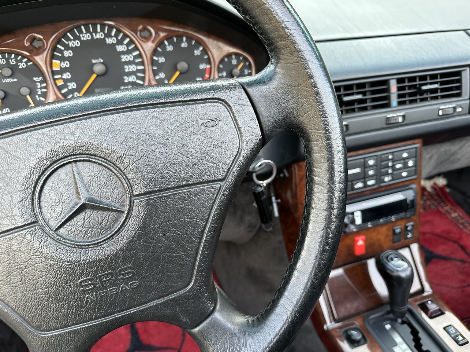 Interiörbild 1995 Mercedes-Benz SL 500
