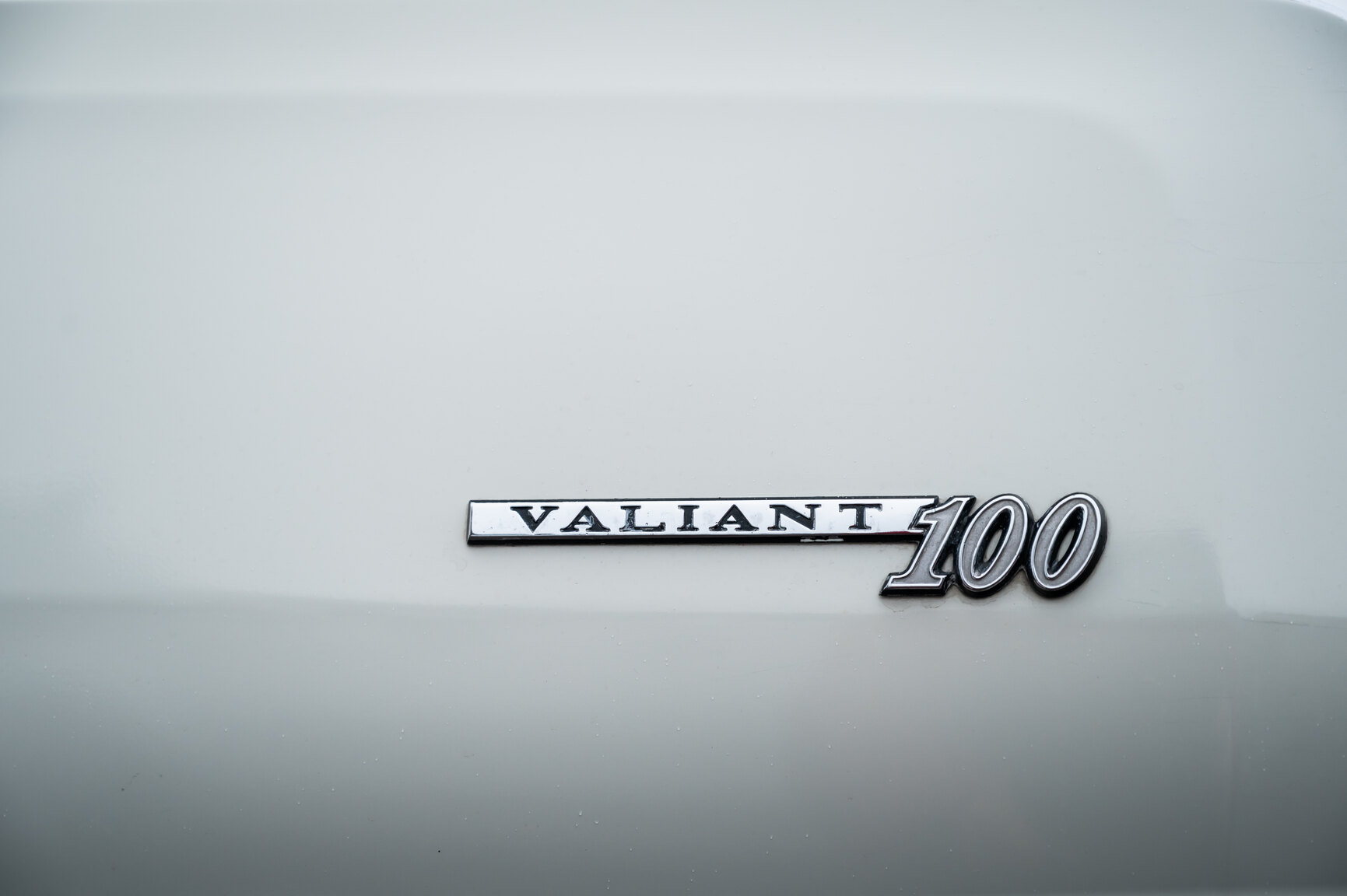 Exteriörbild på 1967 Plymouth Valiant V 100 Sedan