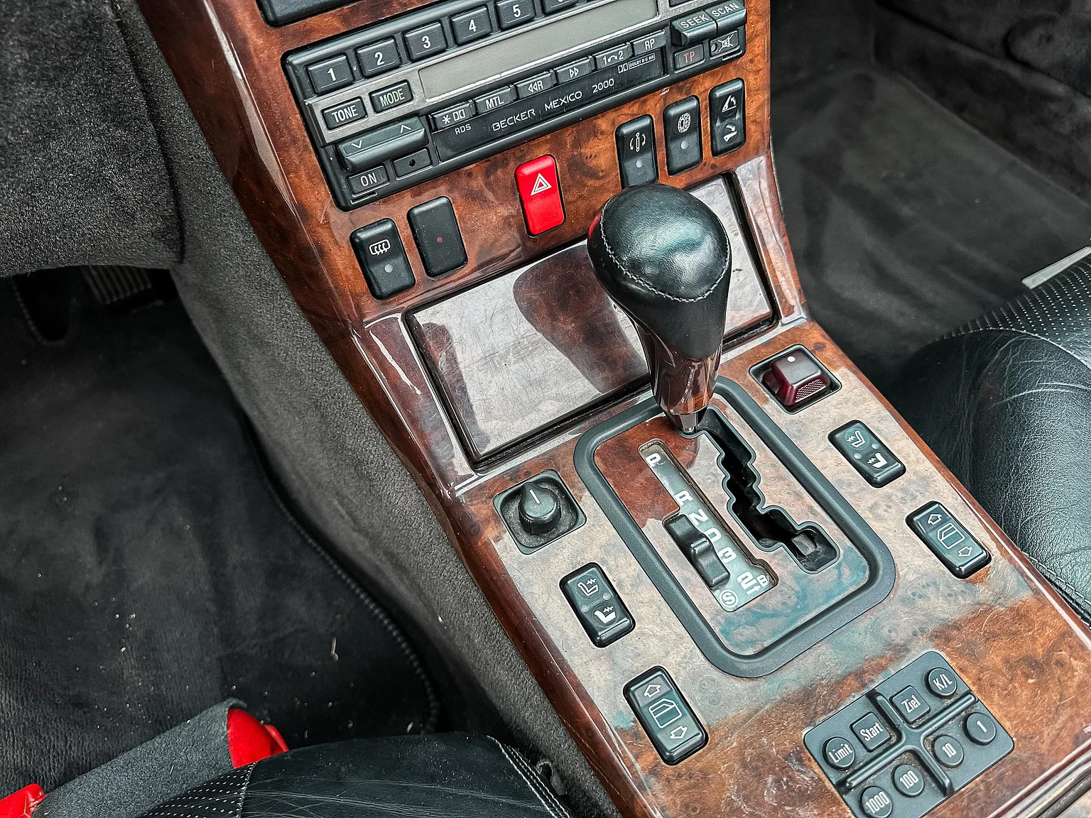 Interiörbild 1993 Mercedes-Benz 600 SL (50)