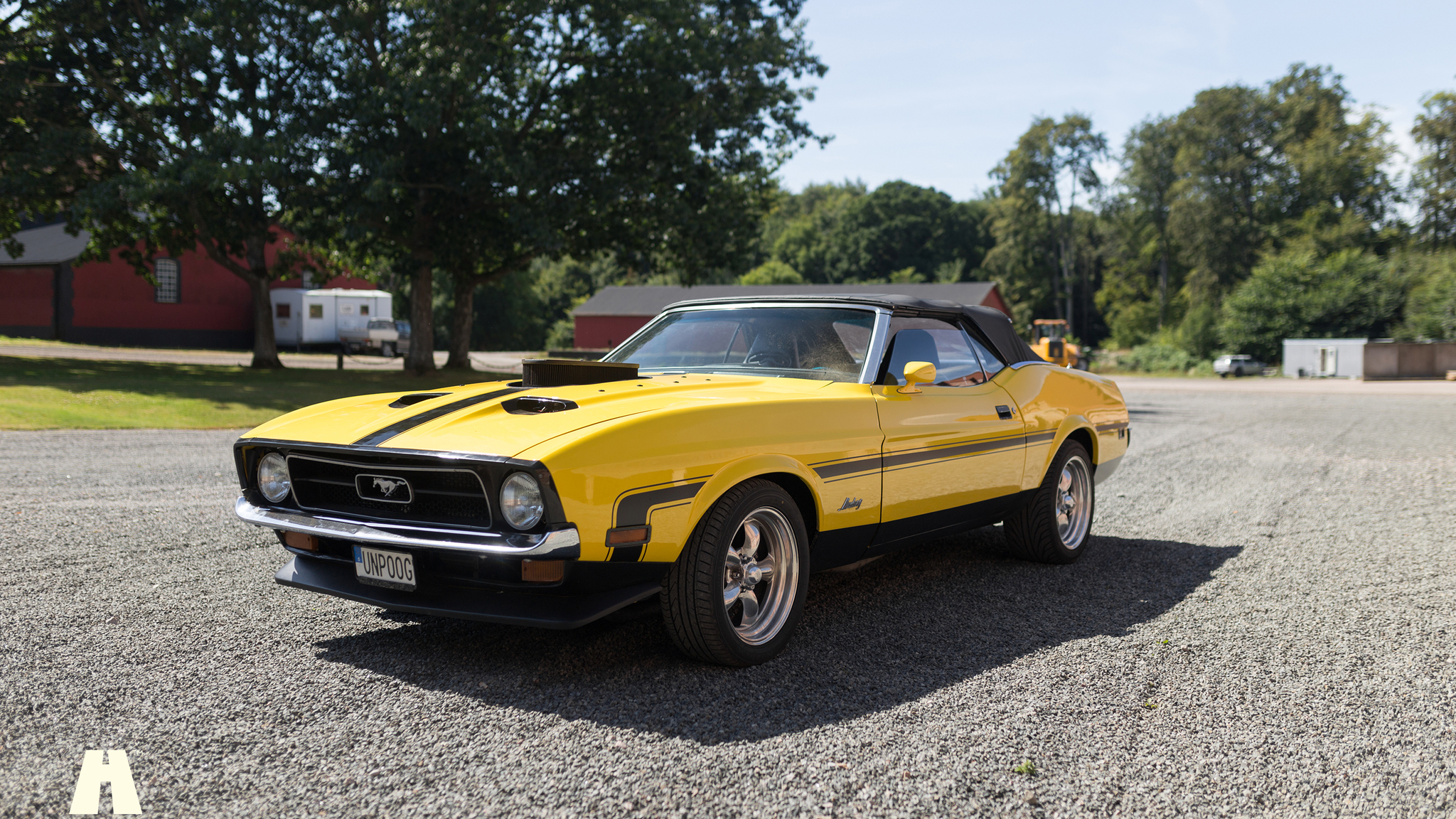 Exterior image of 1971 Ford Mustang 429 Cabriolet (12)