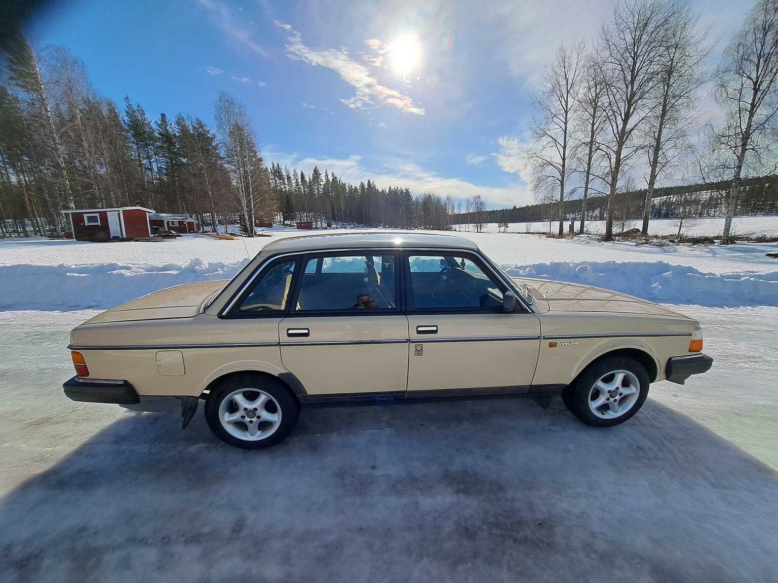 Exteriörbild på 1988 Volvo 240 GL