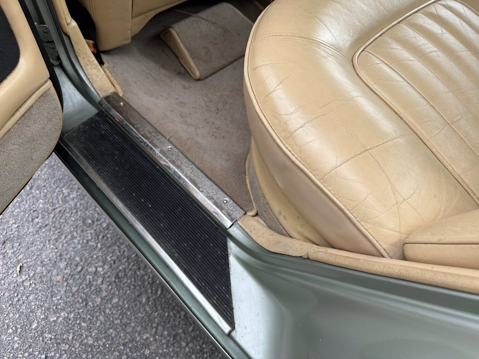 Interior image of 1982  Rolls Royce Silver Spirit