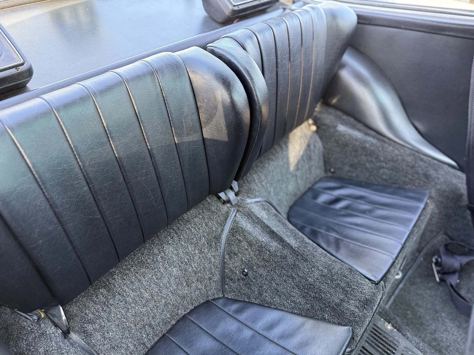 Innenraumfoto von 1971 Porsche 911 S  (33)