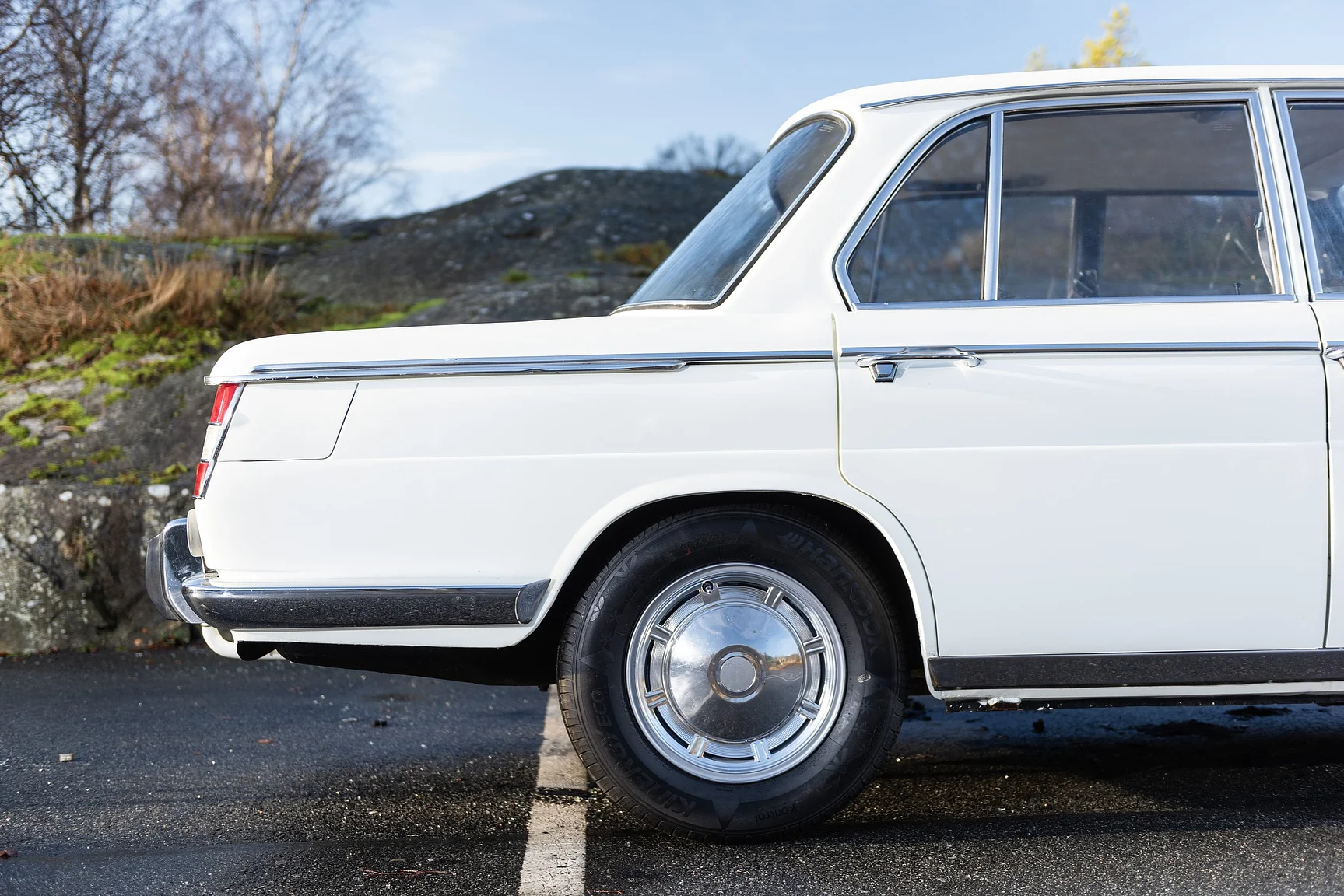 Exteriörbild på 1964 BMW 1800 (10)