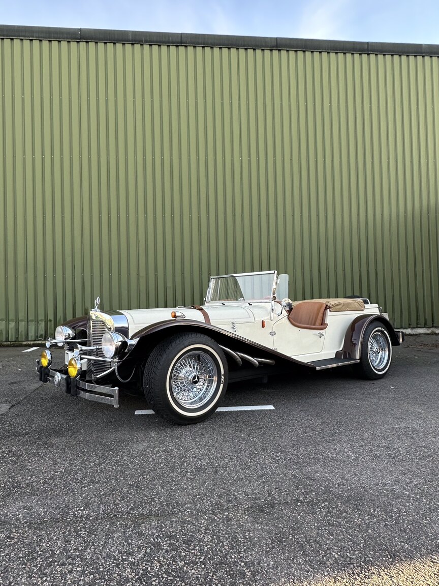 Exterior image of 1971 MB Gazelle