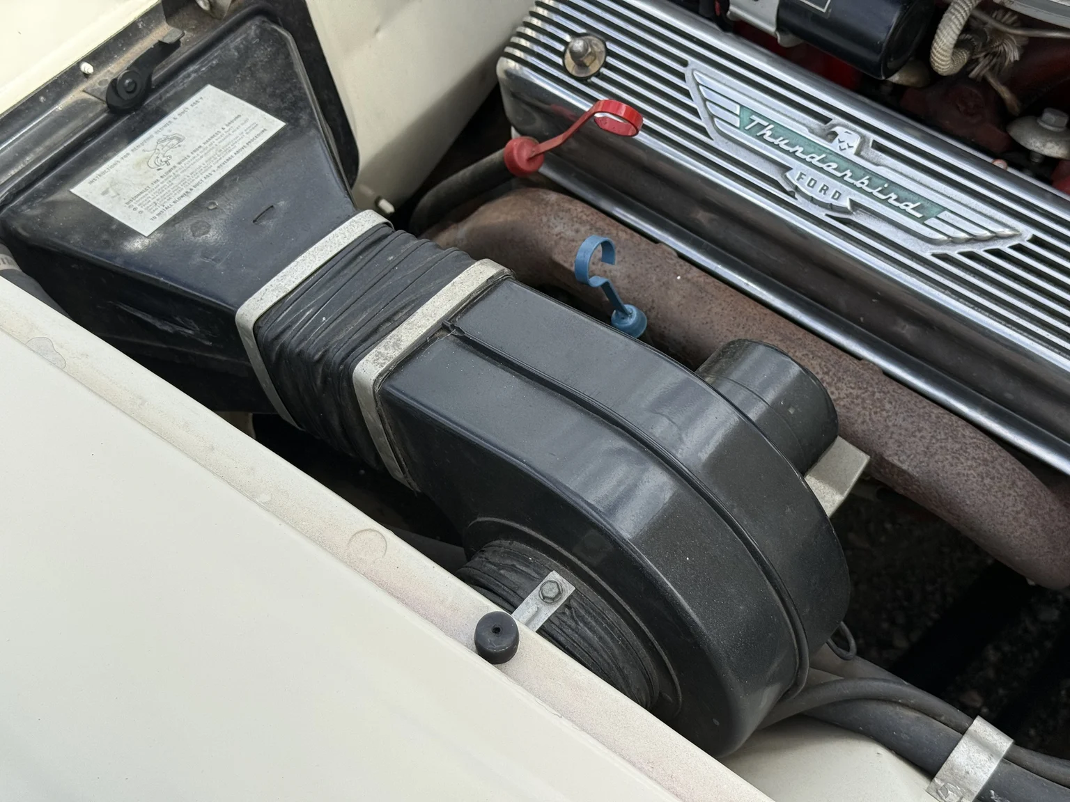 Image of 1957 Ford Thunderbird (13) mechanics