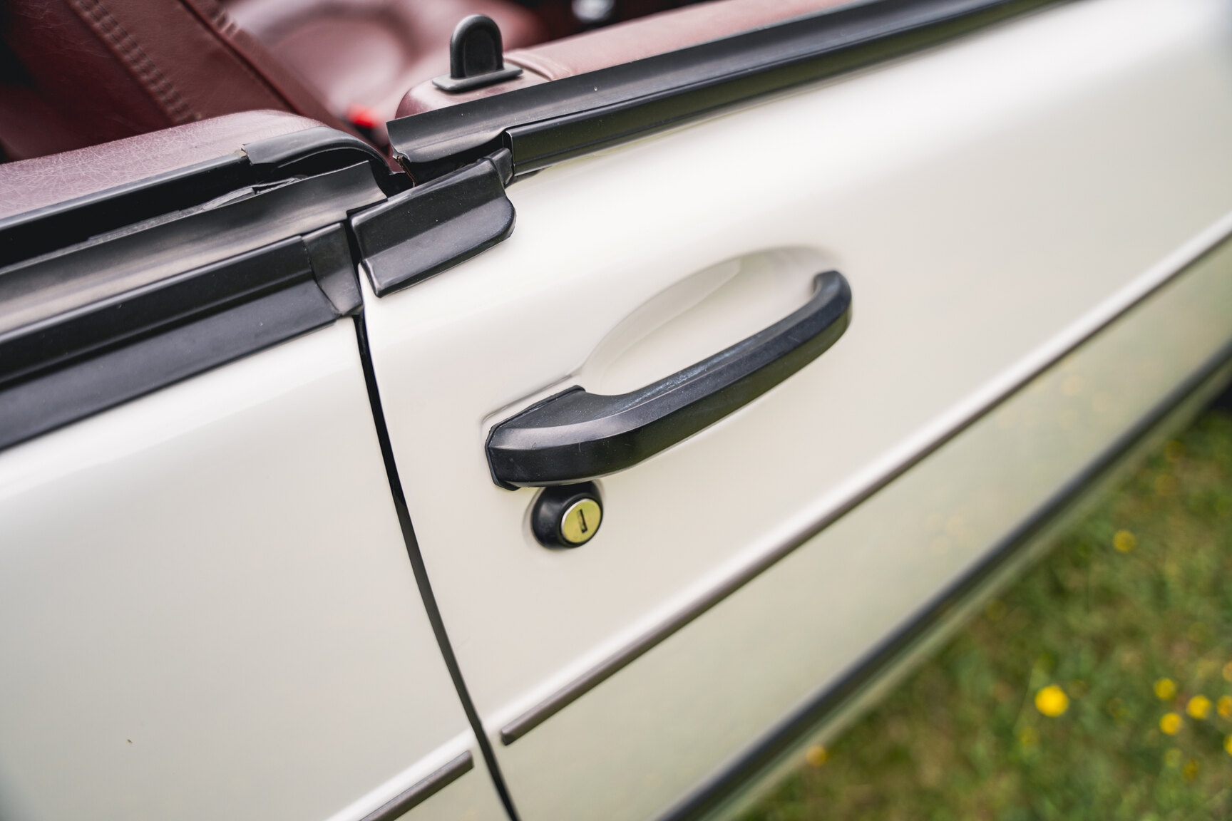 Exterior image of 1987 Saab 900 Turbo Convertible
