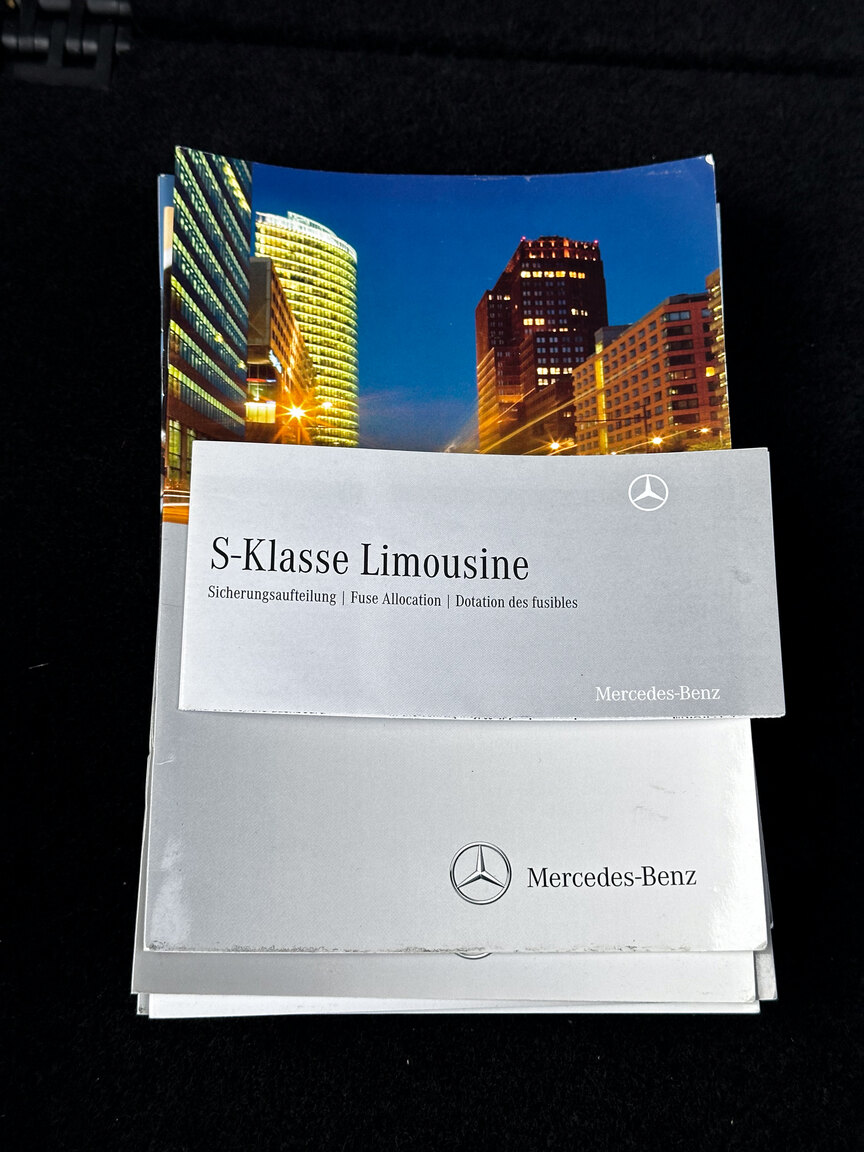 Dokumentation för 2011 Mercedes-Benz S600