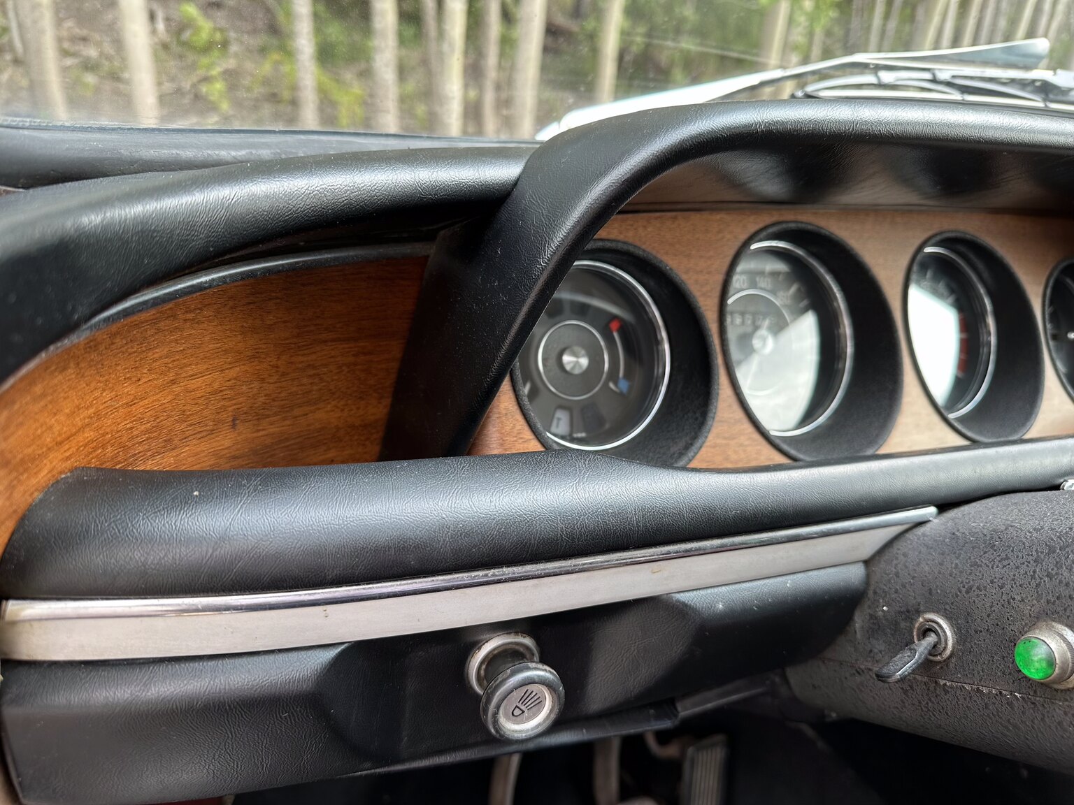 Interior image of 1972 BMW 3,0 CSi 